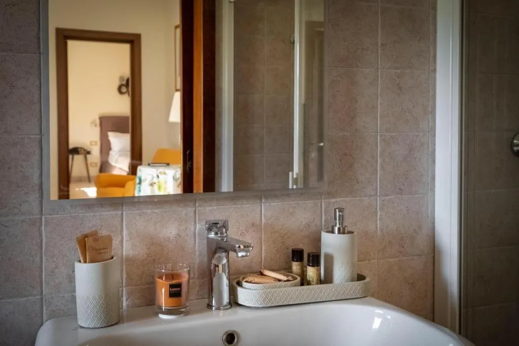 Bathroom in Tenuta DonnAnna Agriturismo&Glamping