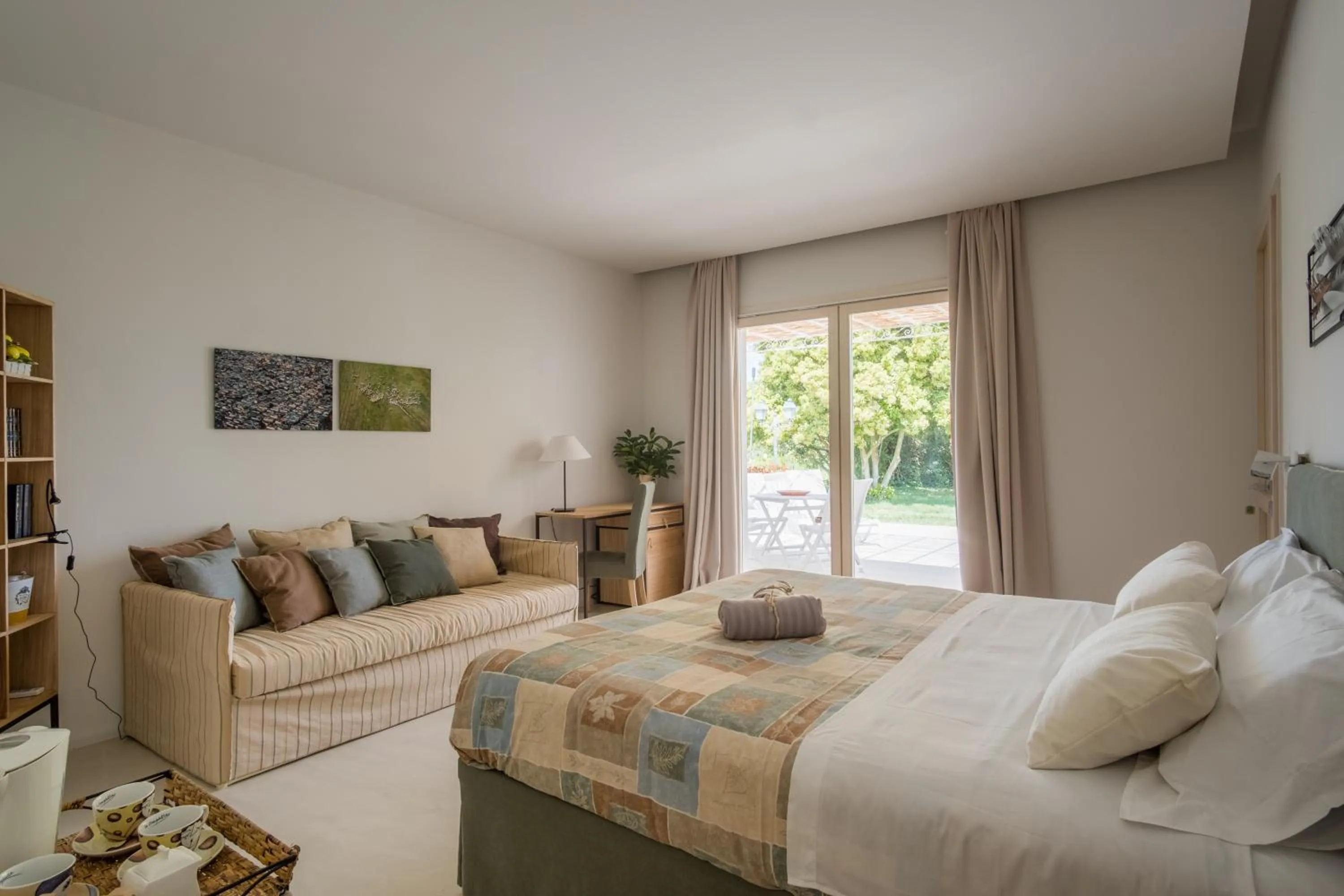 Photo of the whole room, Bed in Tenuta DonnAnna Agriturismo&Glamping