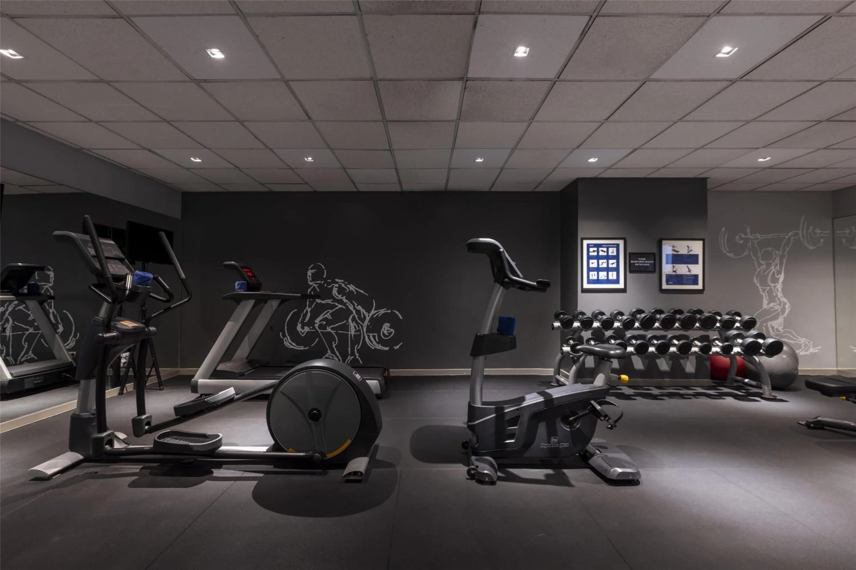 Fitness centre/facilities in Park Inn by Radisson North Edsa