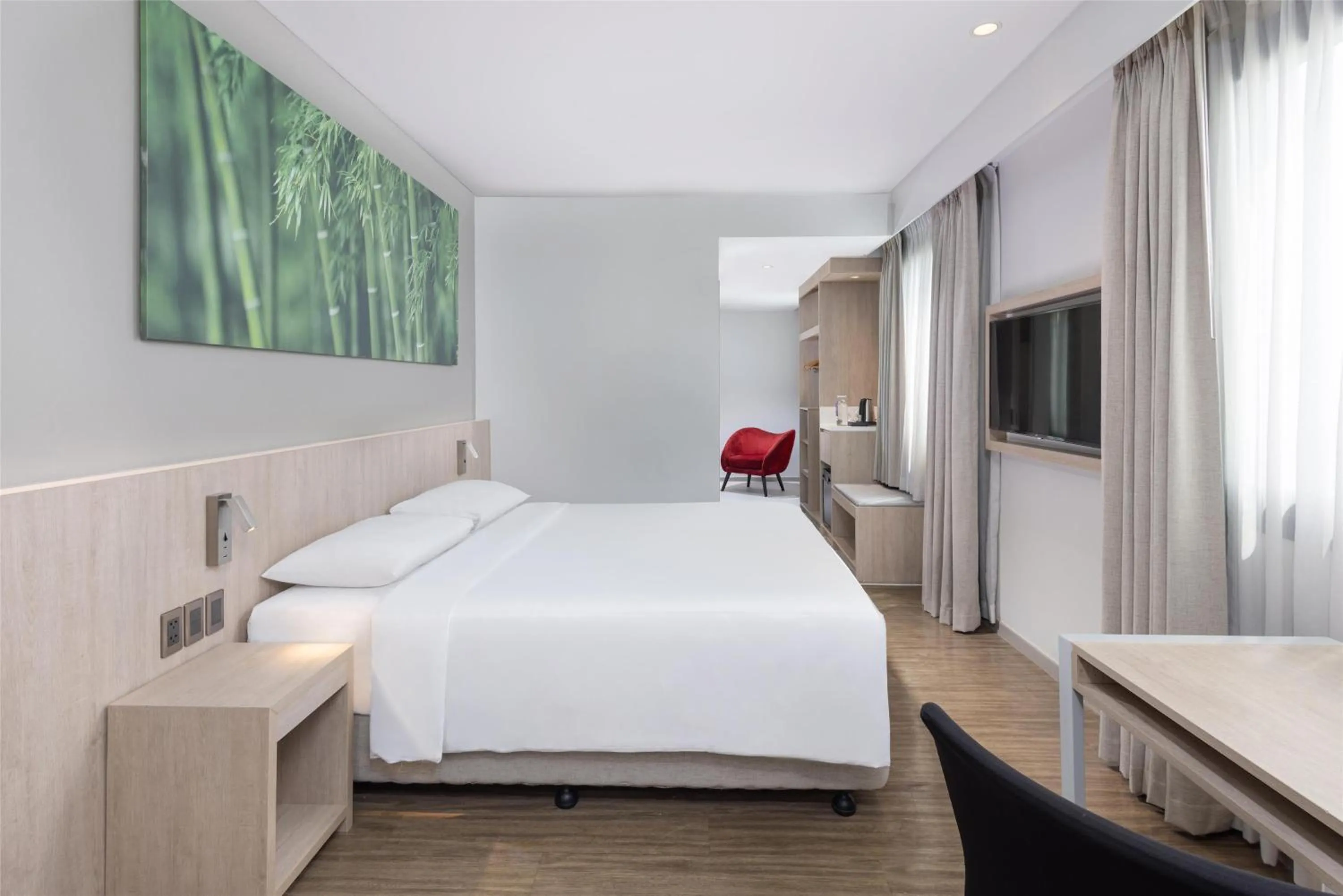 Bedroom, Bed in Park Inn by Radisson North Edsa