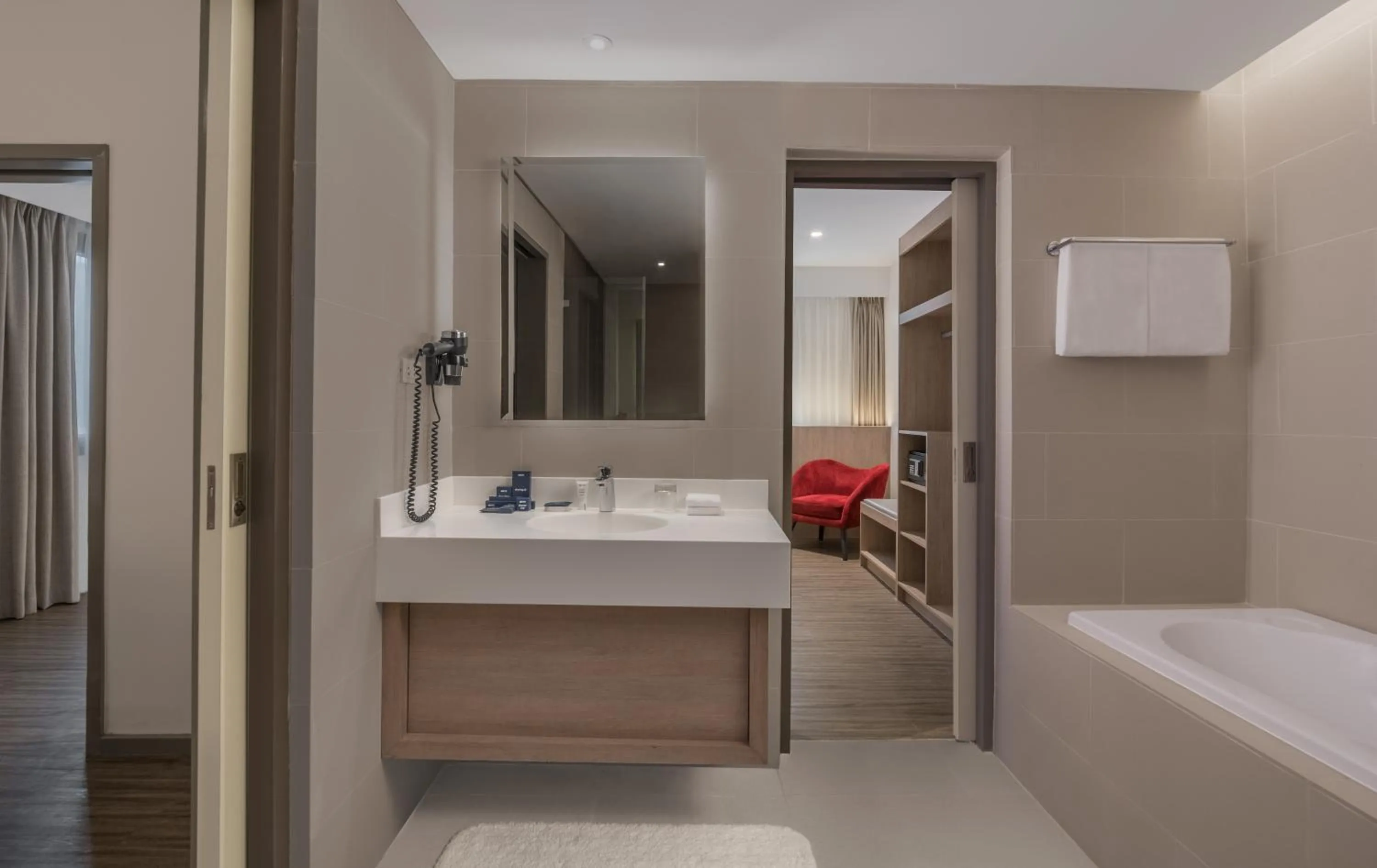 Hot Tub in Park Inn by Radisson North Edsa