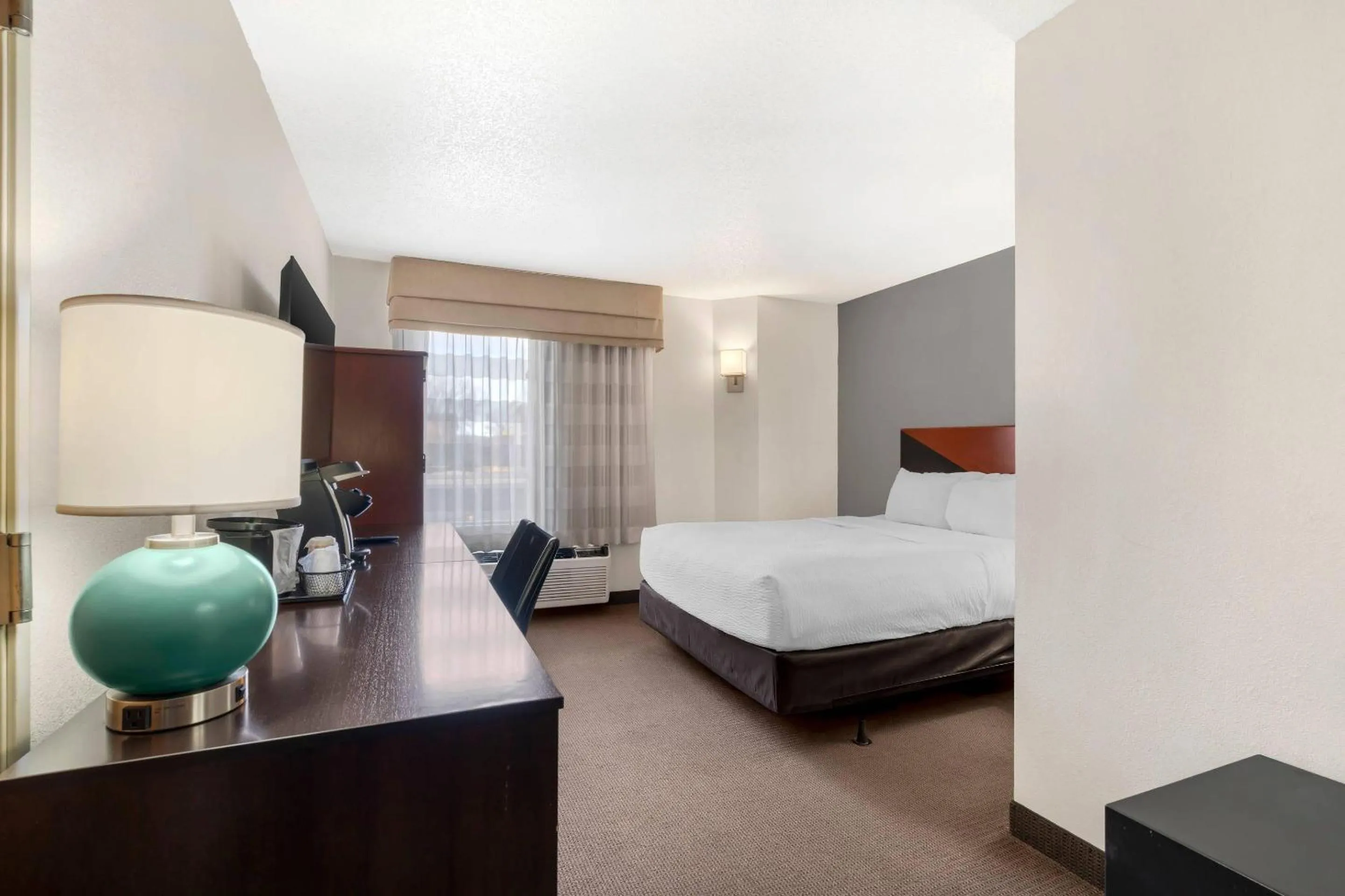 Bedroom, Bed in Sleep Inn Billings