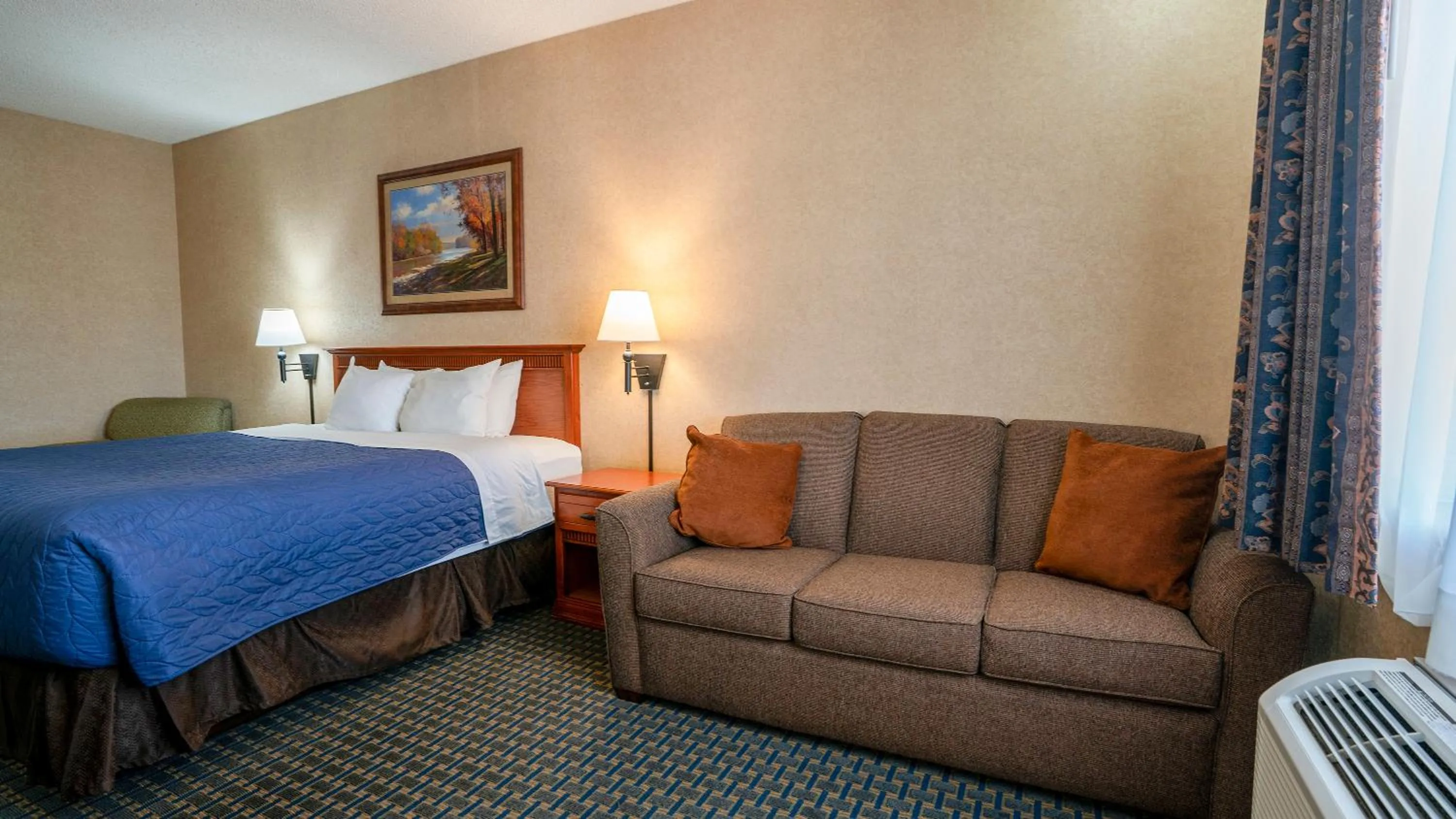 Photo of the whole room, Bed in Miles City Hotel
