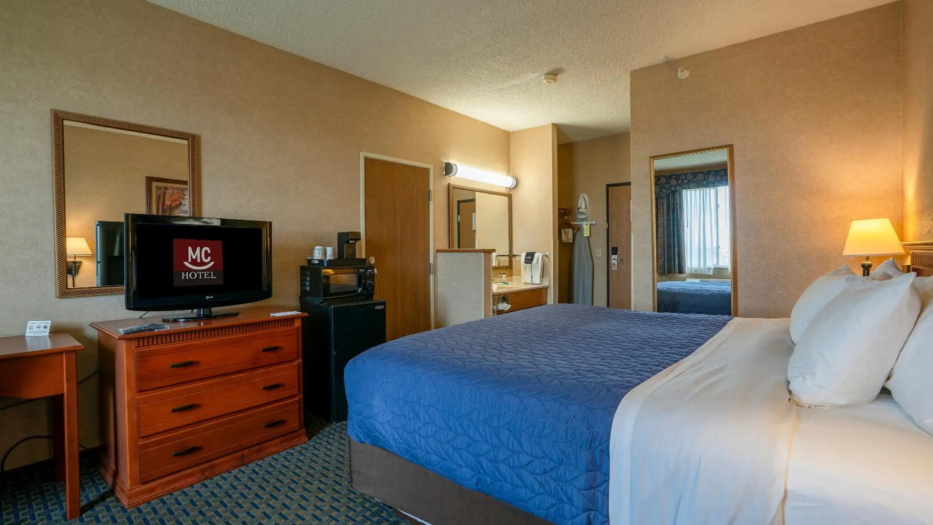 King Room in Miles City Hotel King Room in Miles City Hotel