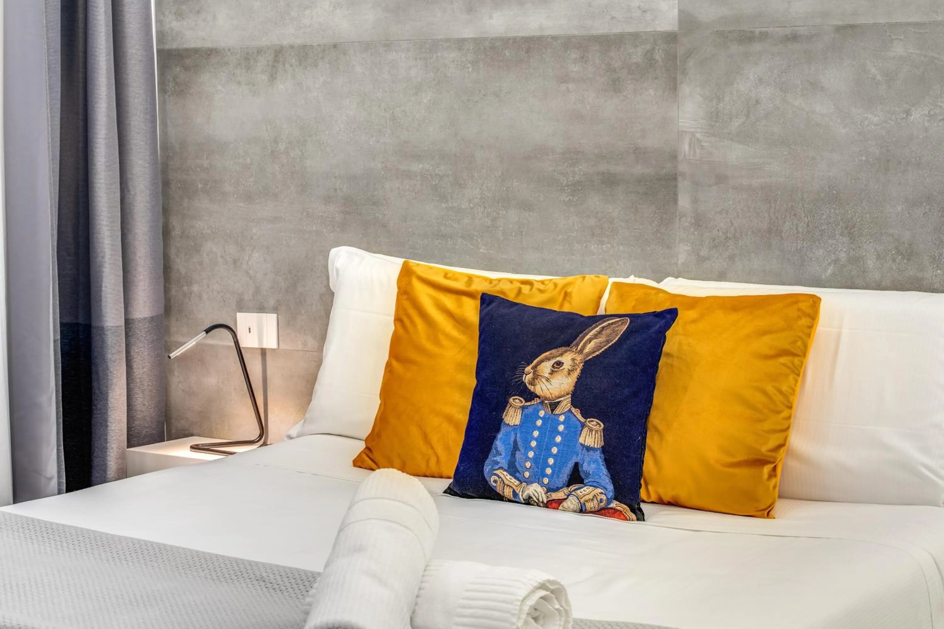 Bed in Gallery Suite Naples