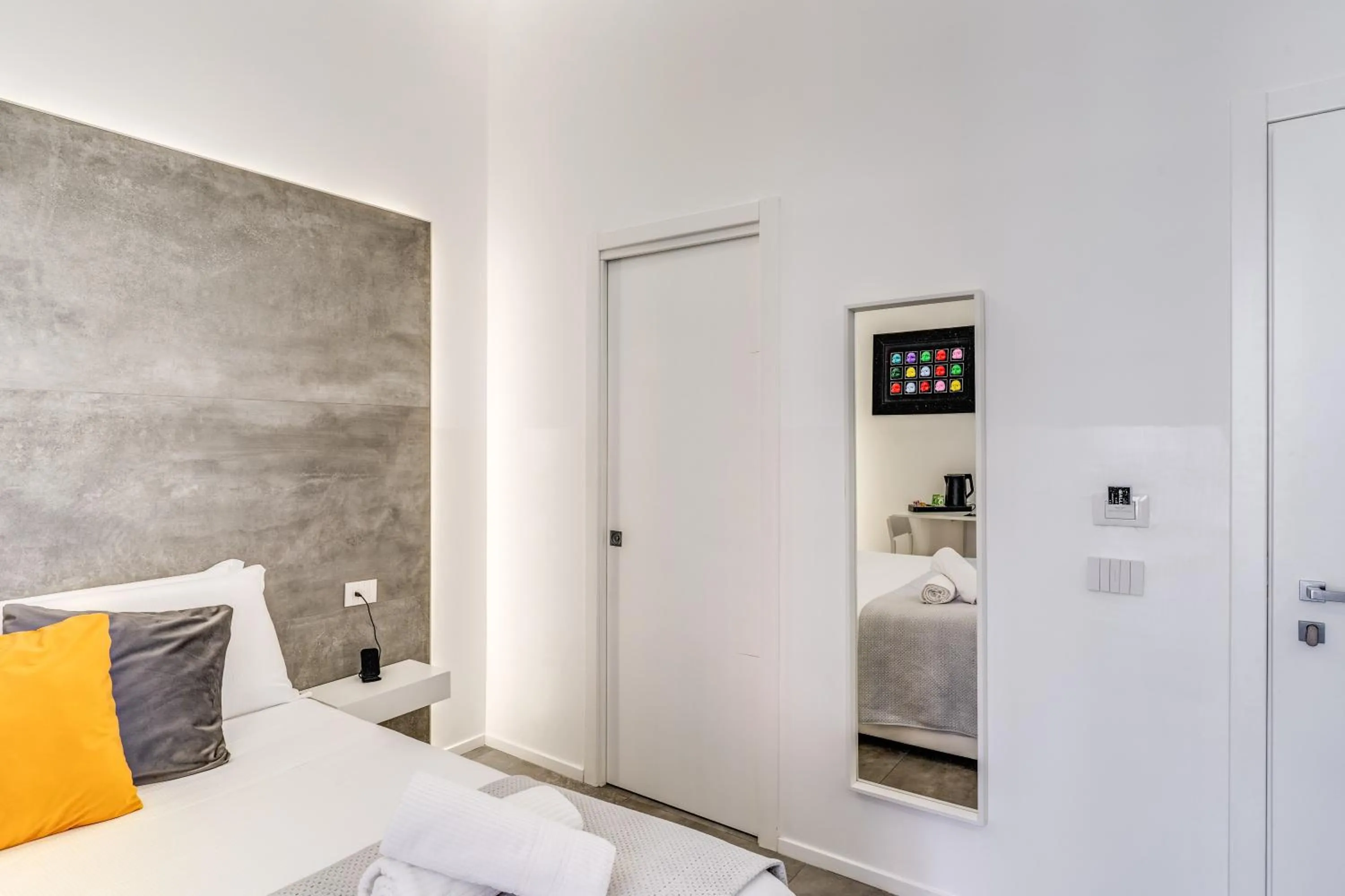 Bed in Gallery Suite Naples