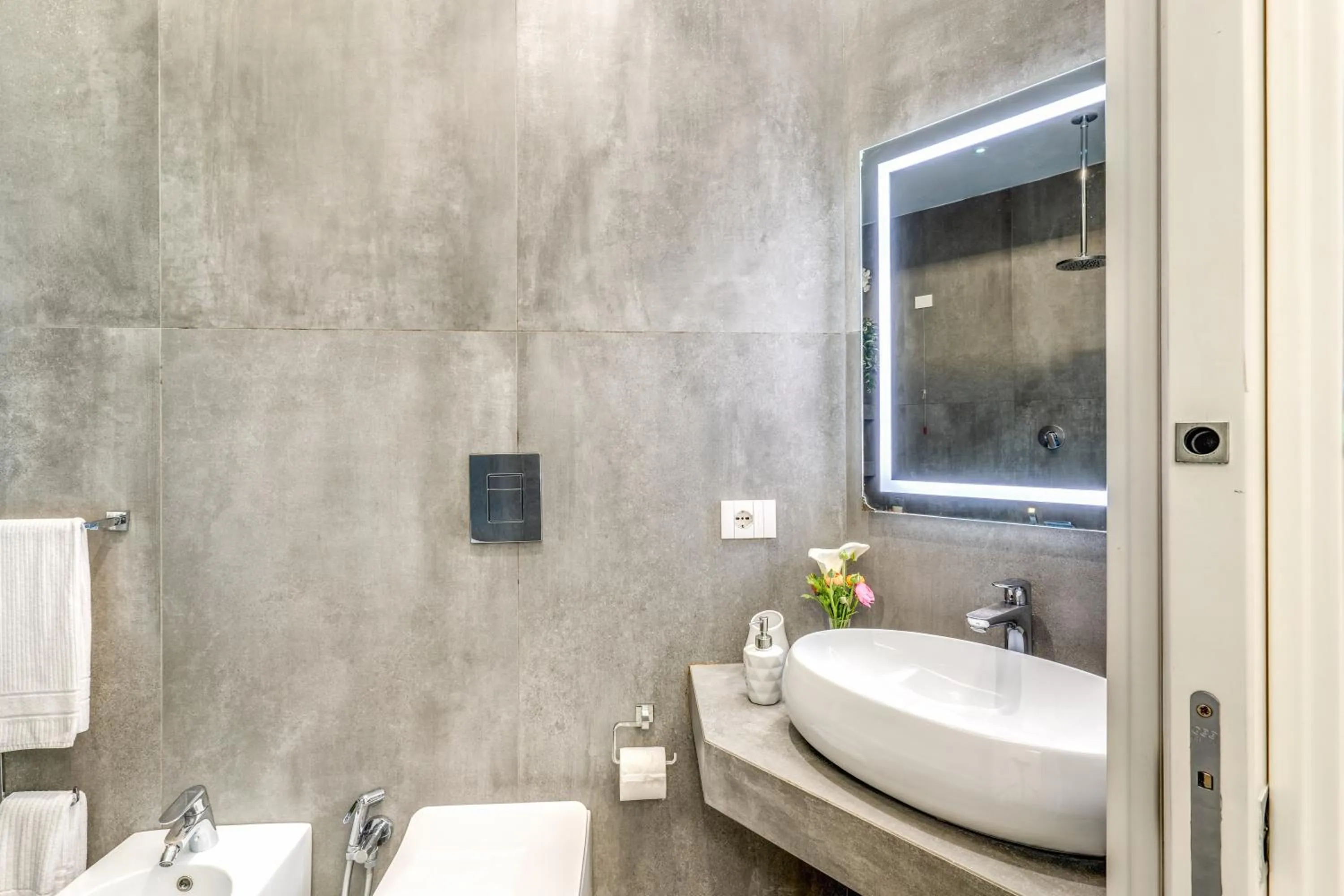 Bathroom in Gallery Suite Naples