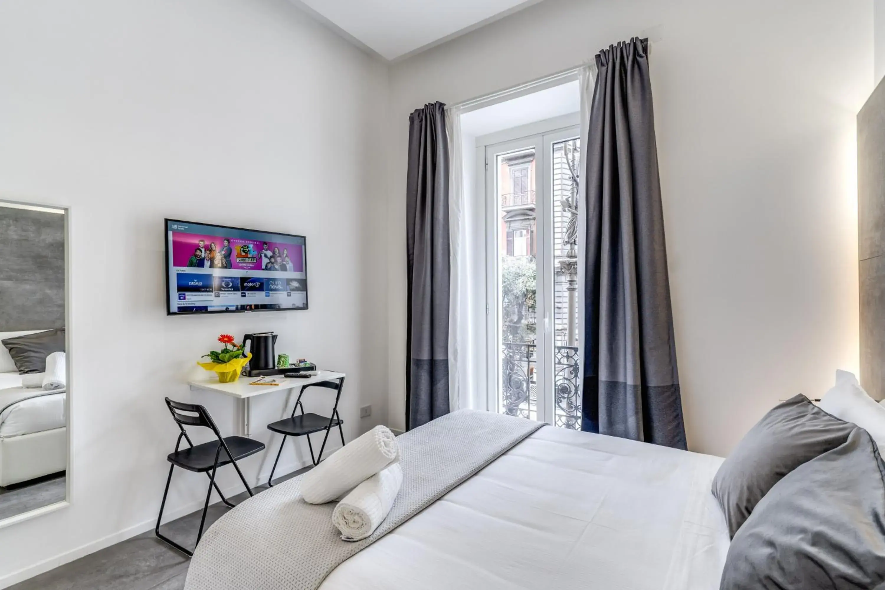 Standard Double Room in Gallery Suite Naples Standard Double Room in Gallery Suite Naples