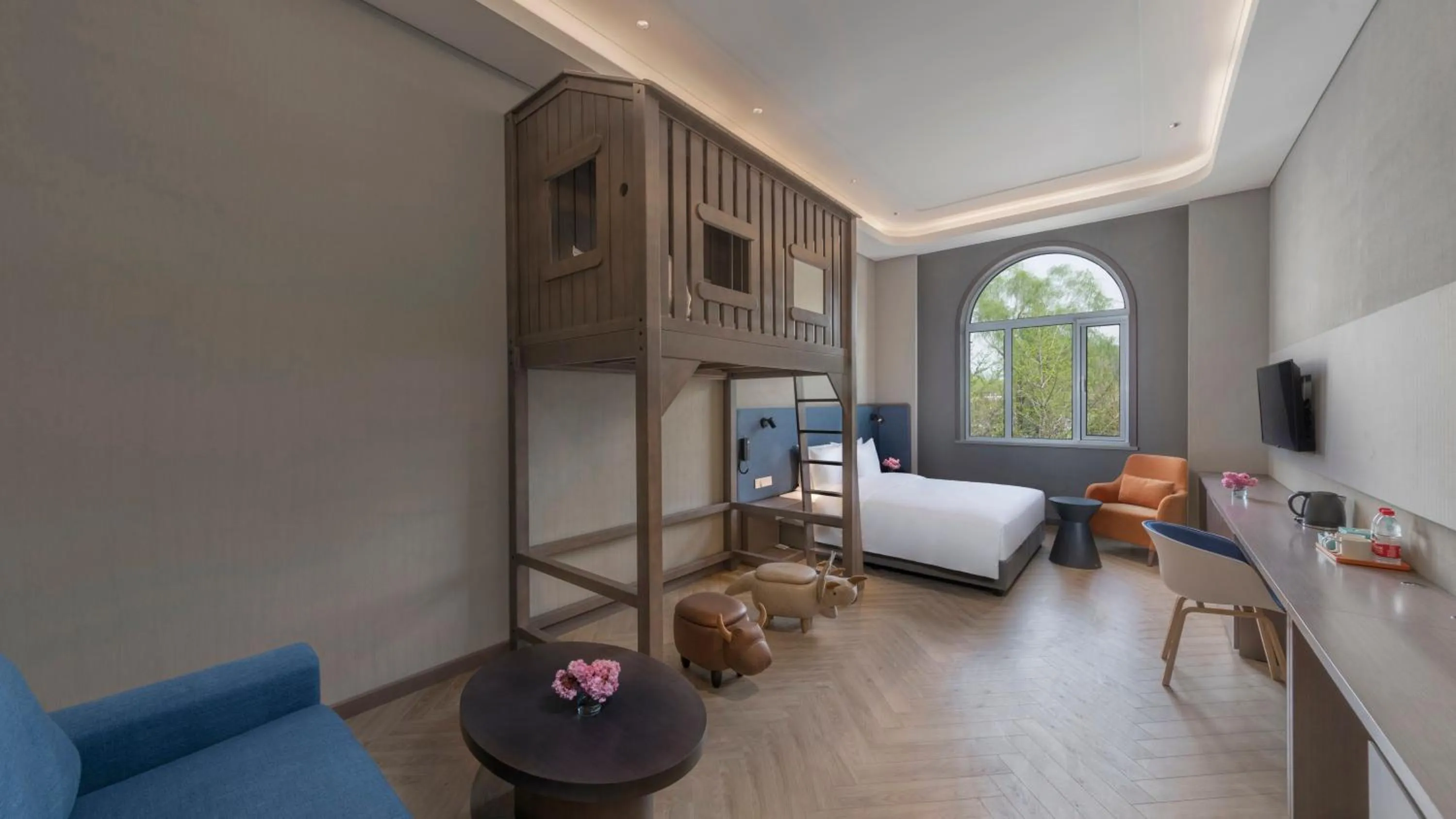 Photo of the whole room in Holiday Inn Express Beijing Badaling by IHG