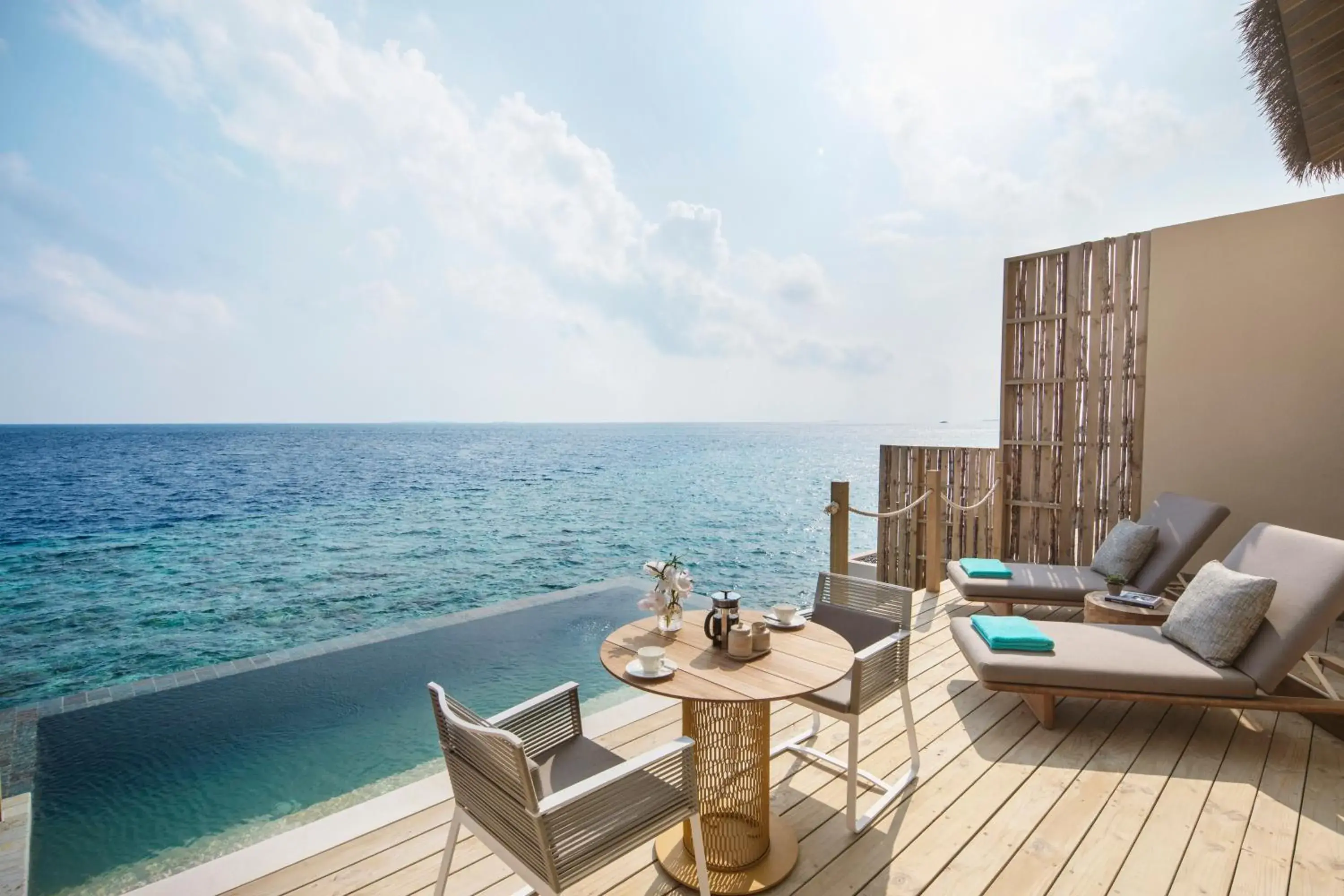 Sea view in Intercontinental Maldives Maamunagau Resort with Club benefits by IHG Sea view in Intercontinental Maldives Maamunagau Resort with Club benefits by IHG