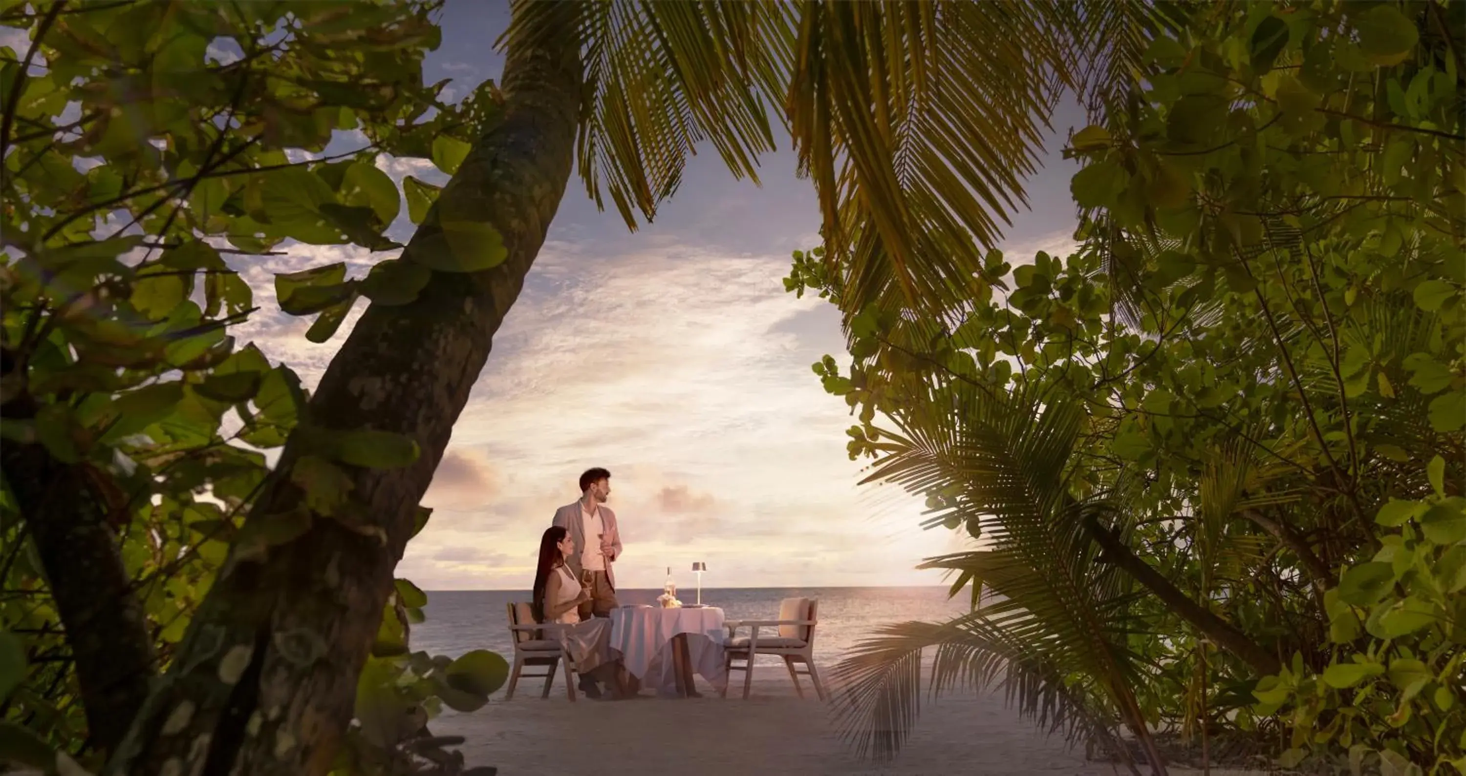 Restaurant/places to eat in Intercontinental Maldives Maamunagau Resort with Club benefits by IHG Restaurant/places to eat in Intercontinental Maldives Maamunagau Resort with Club benefits by IHG