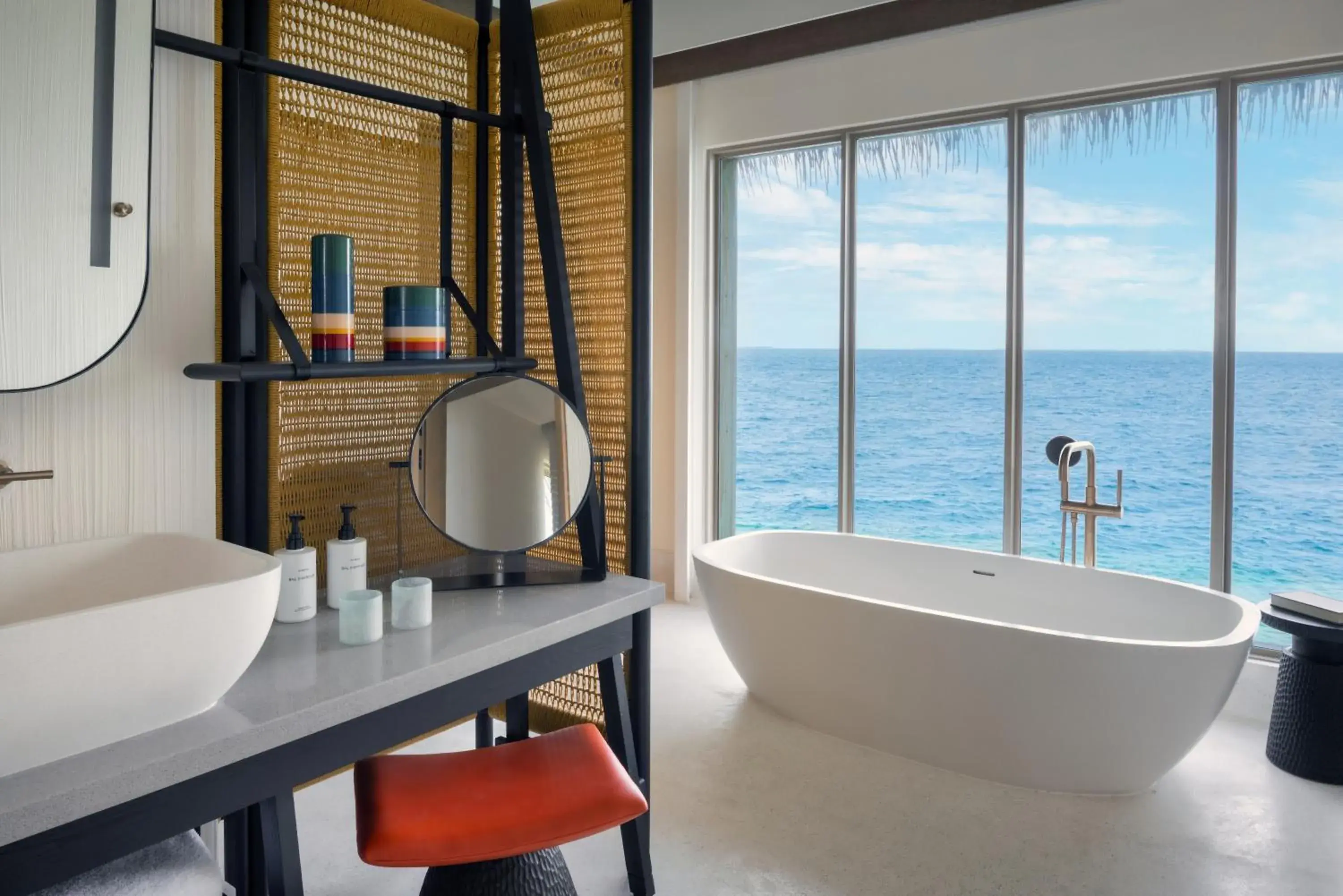 Bathroom in Intercontinental Maldives Maamunagau Resort with Club benefits by IHG Bathroom in Intercontinental Maldives Maamunagau Resort with Club benefits by IHG