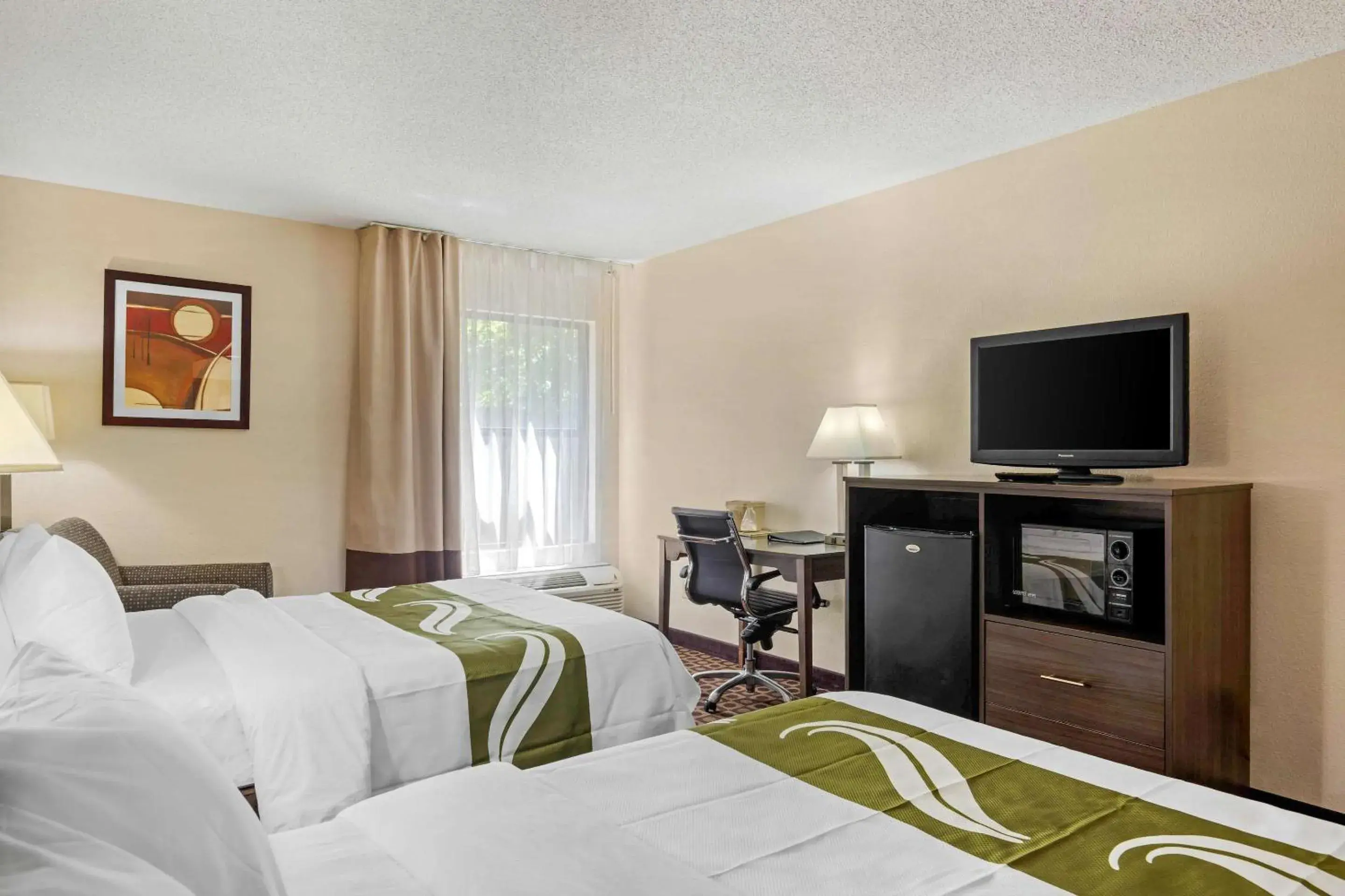 Bedroom, Bed in Quality Inn High Point - Archdale Bedroom, Bed in Quality Inn High Point - Archdale