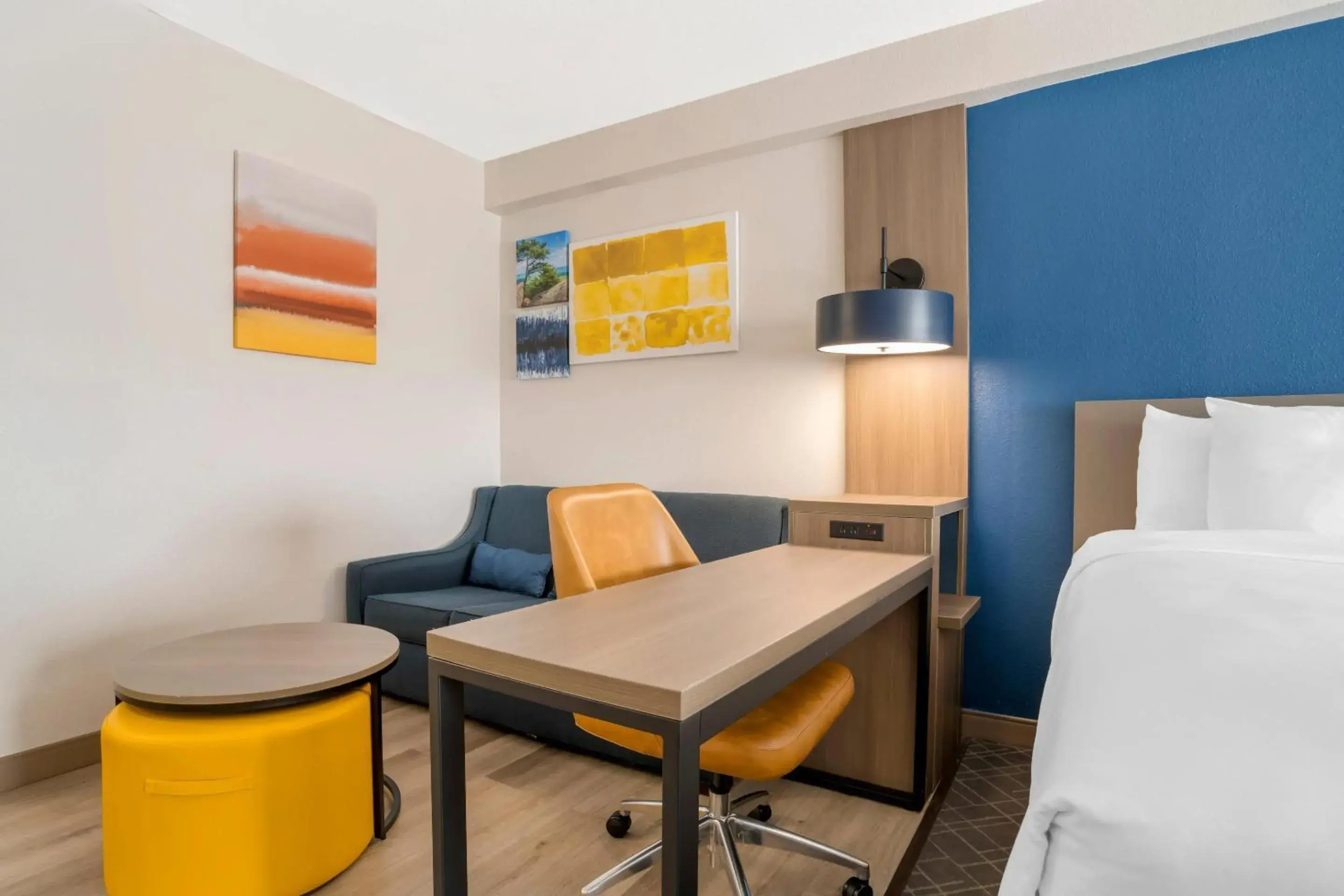 Bedroom, Bed in Comfort Suites Gastonia - Charlotte Bedroom, Bed in Comfort Suites Gastonia - Charlotte