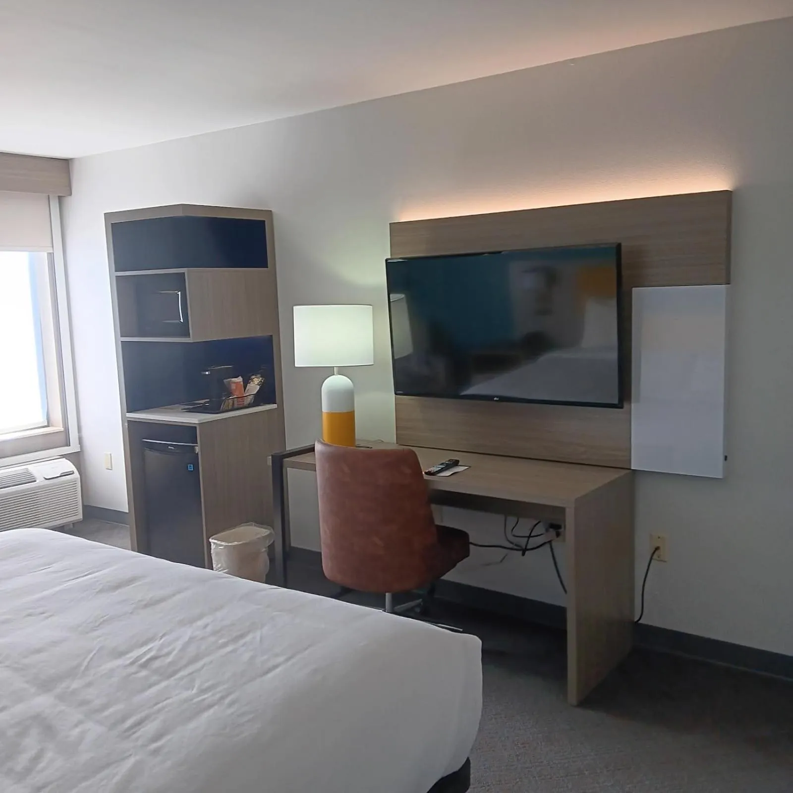 Bedroom, Bed in Comfort Inn North of Asheville