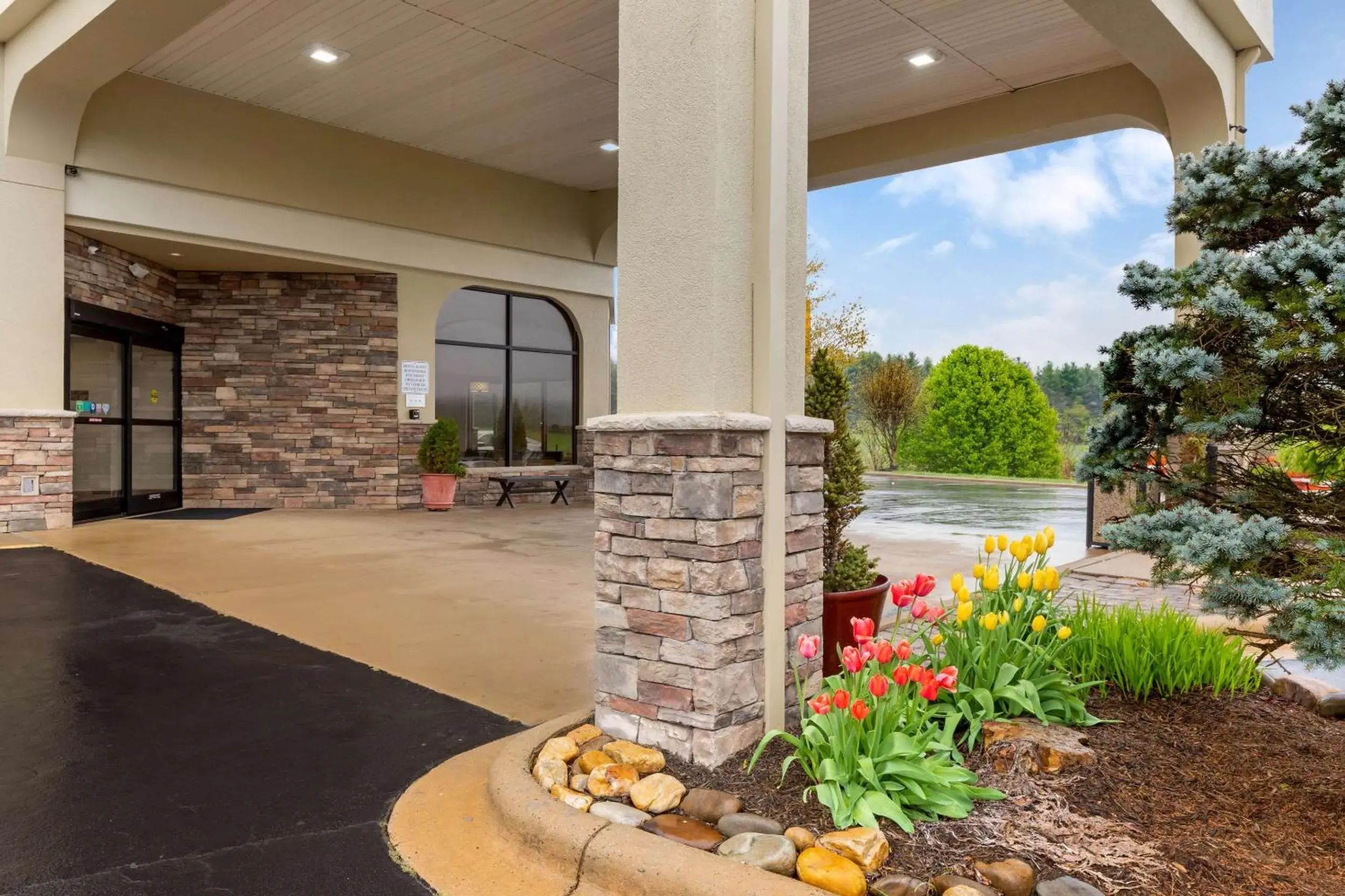 Property building in Comfort Inn Mars Hill Property building in Comfort Inn Mars Hill