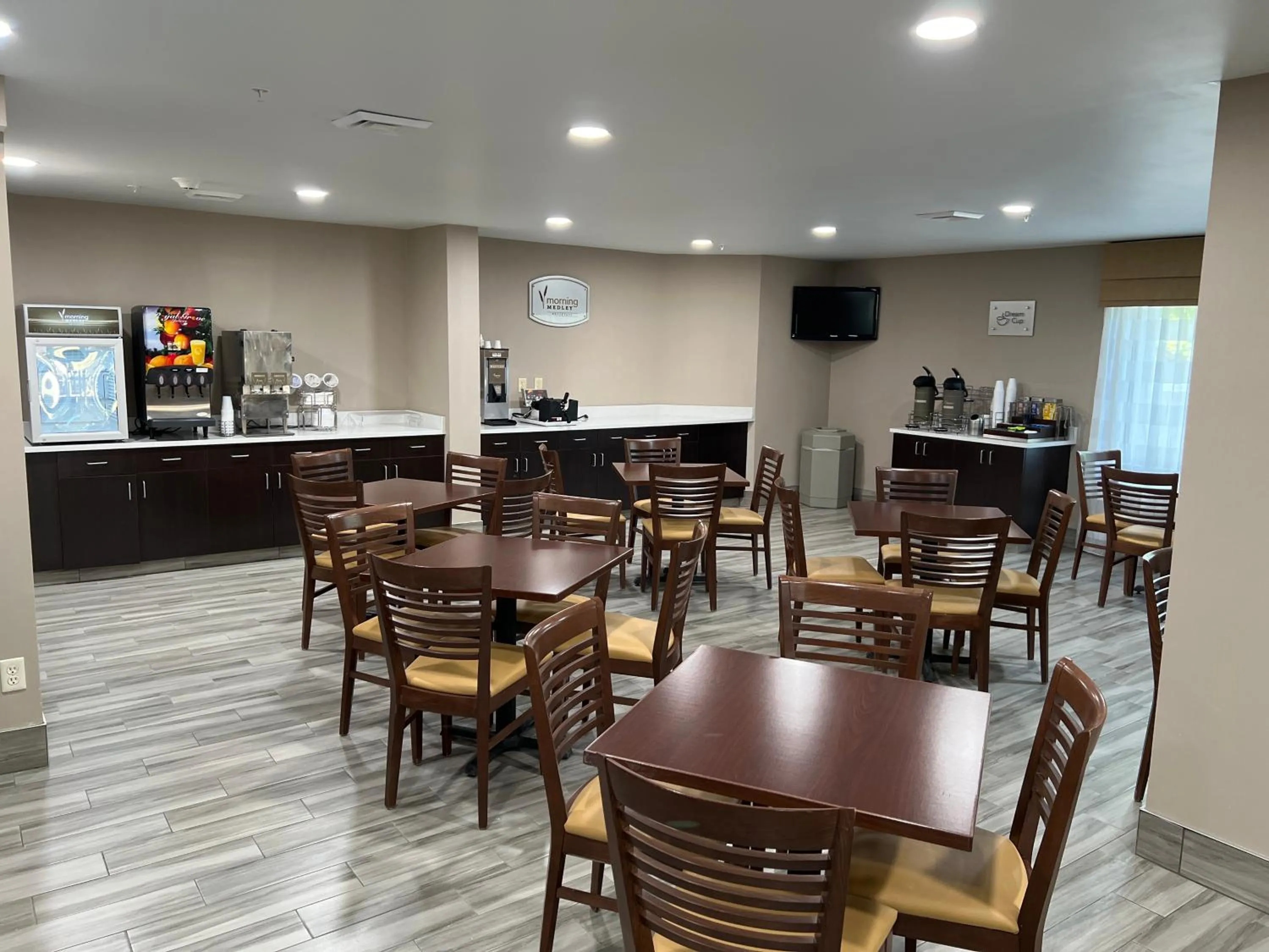 Breakfast in Sleep Inn Northlake