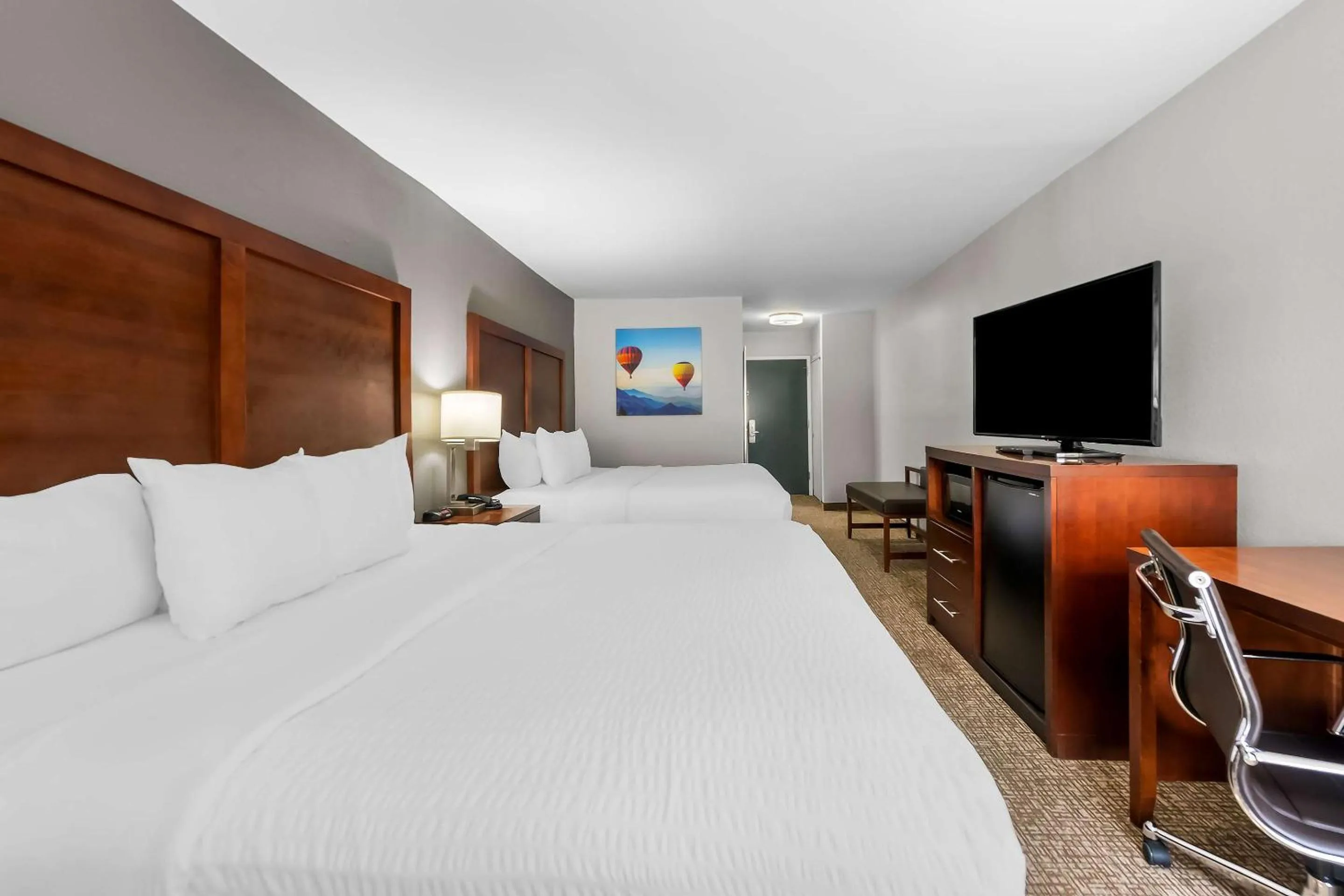 Bedroom, Bed in Comfort Inn Apex - Holly Springs