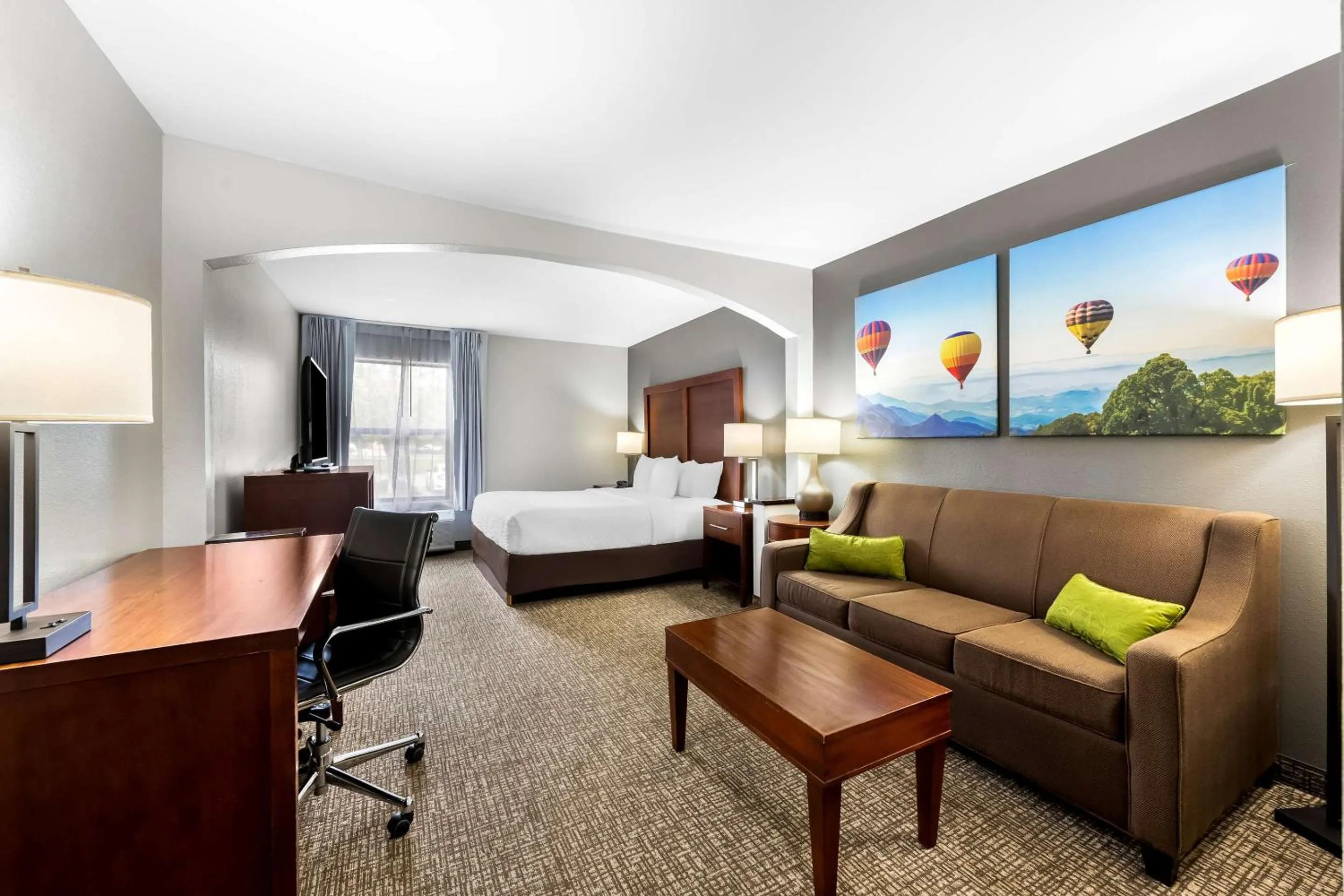 Bedroom, Bed in Comfort Inn Apex - Holly Springs