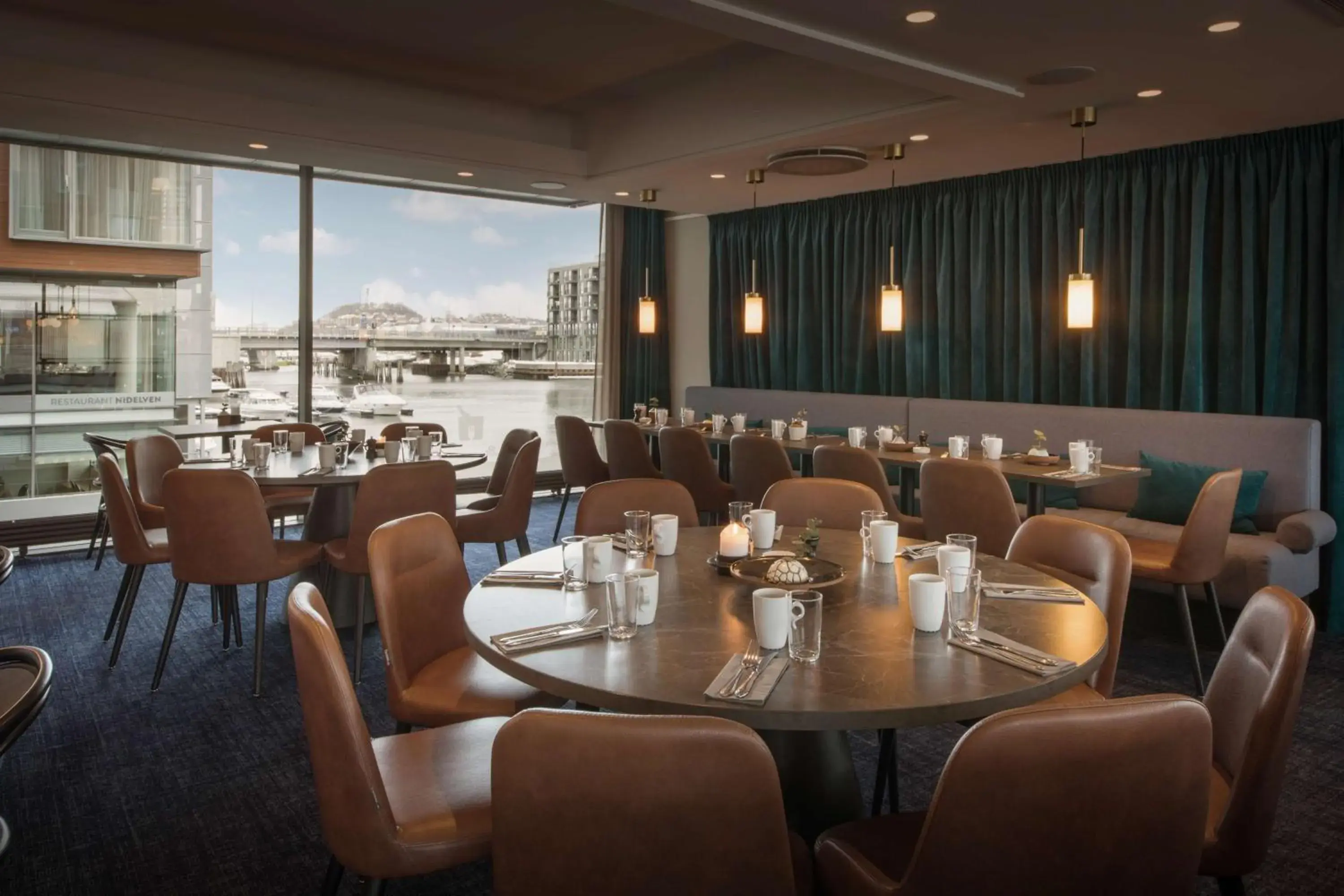 Restaurant/places to eat in Scandic Nidelven Restaurant/places to eat in Scandic Nidelven