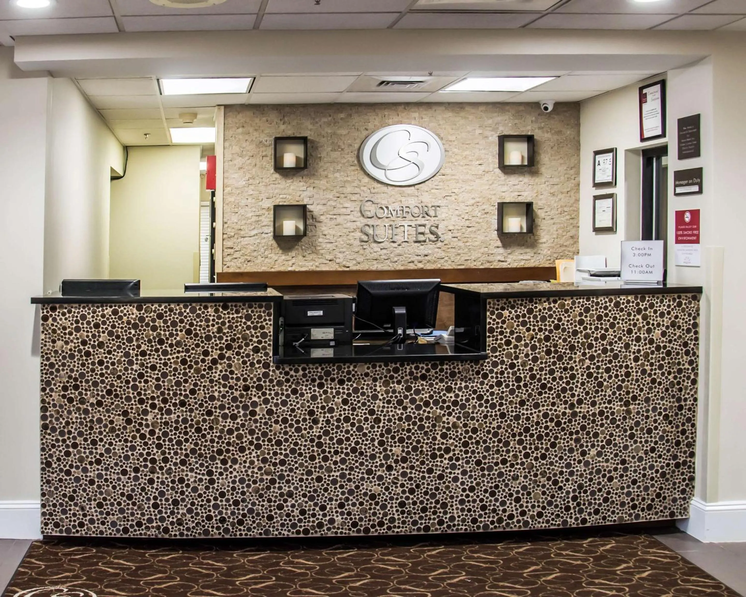 Lobby or reception in Comfort Suites University - Research Park