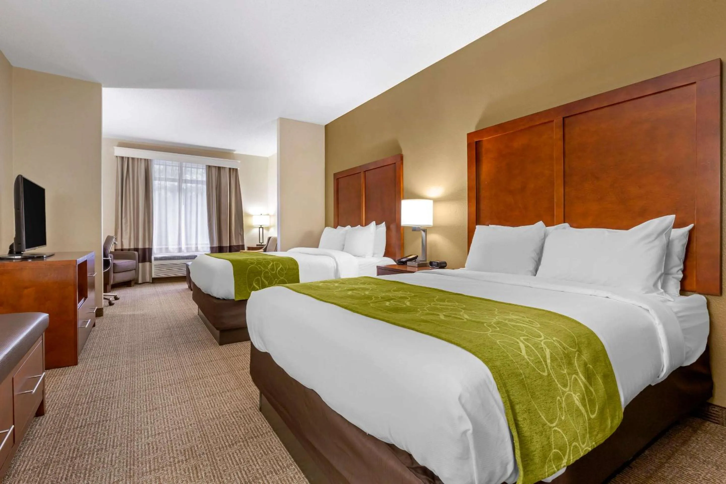 Bedroom, Bed in Comfort Suites Boone - University Area