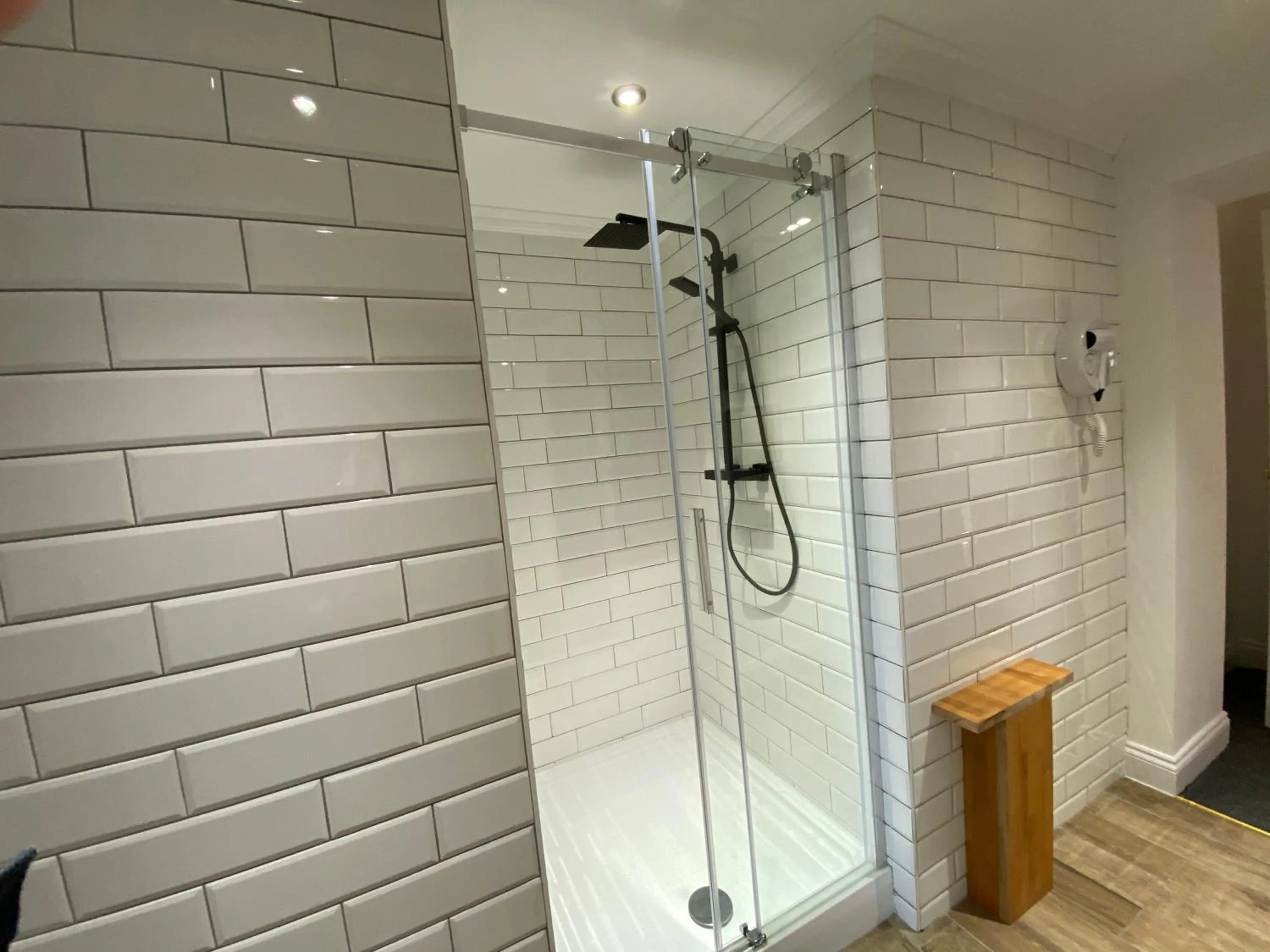 Shower in Queen Street Boutique Suites