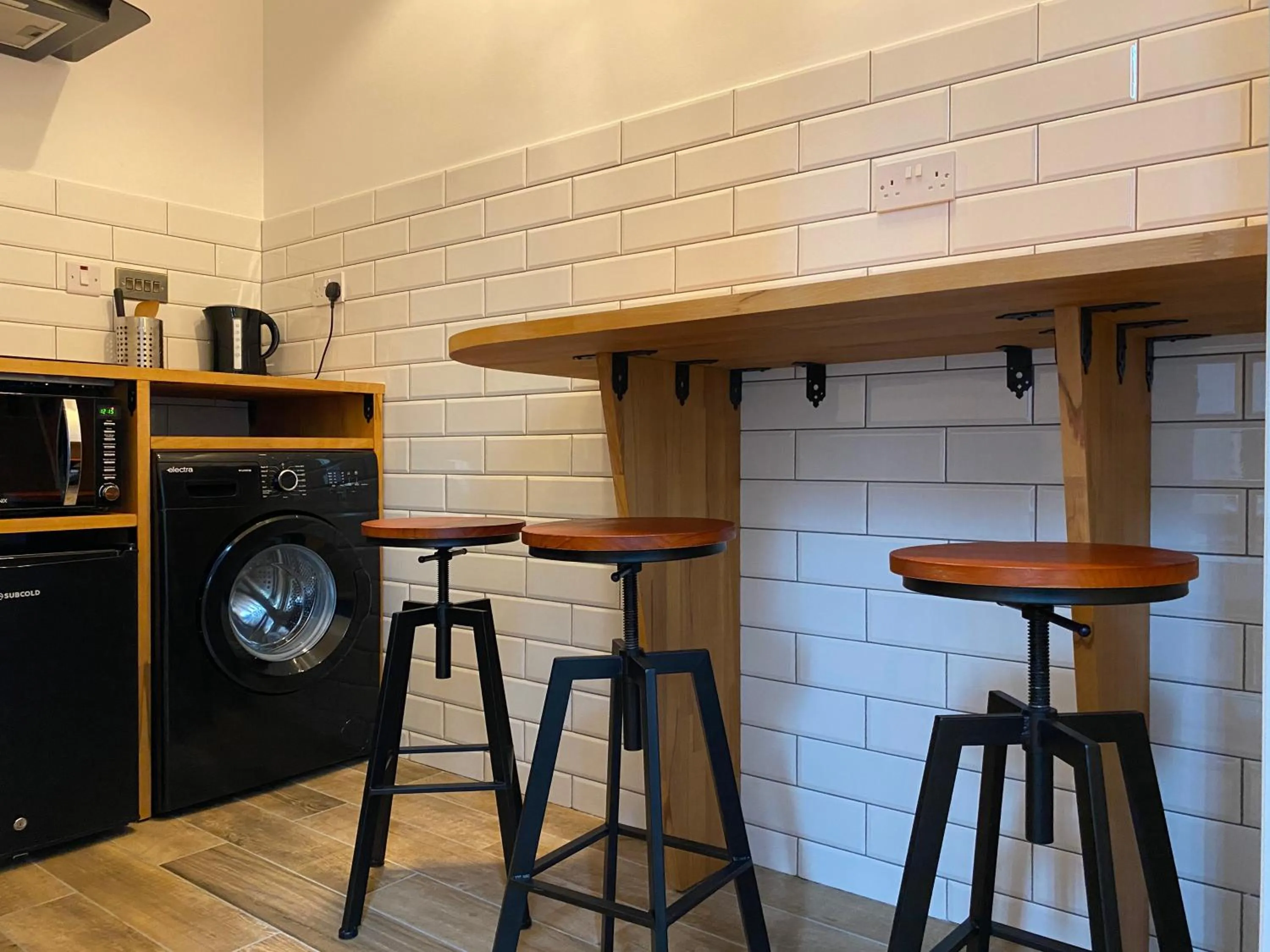 Dining area in Queen Street Boutique Suites