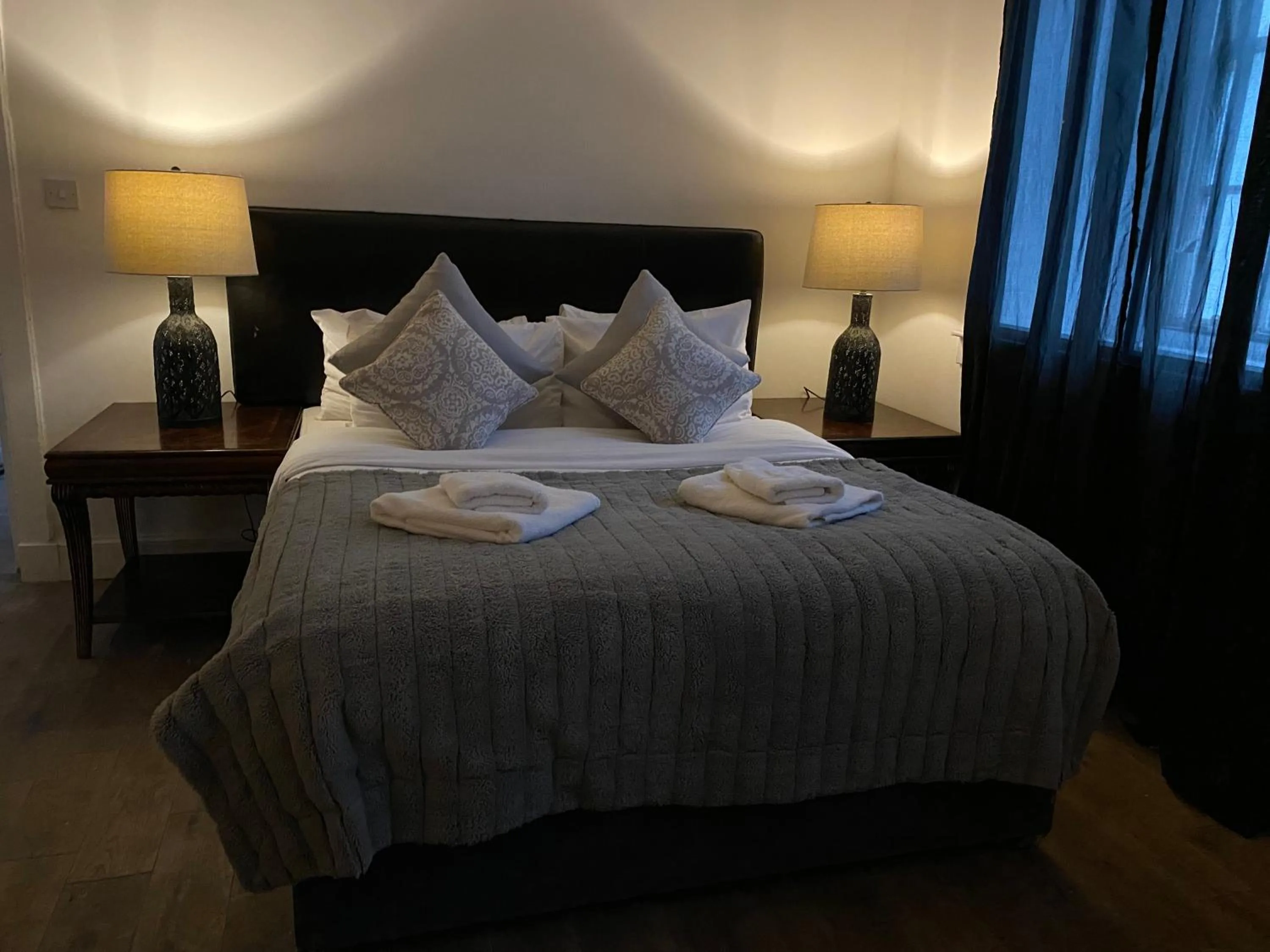 Bedroom, Bed in Queen Street Boutique Suites