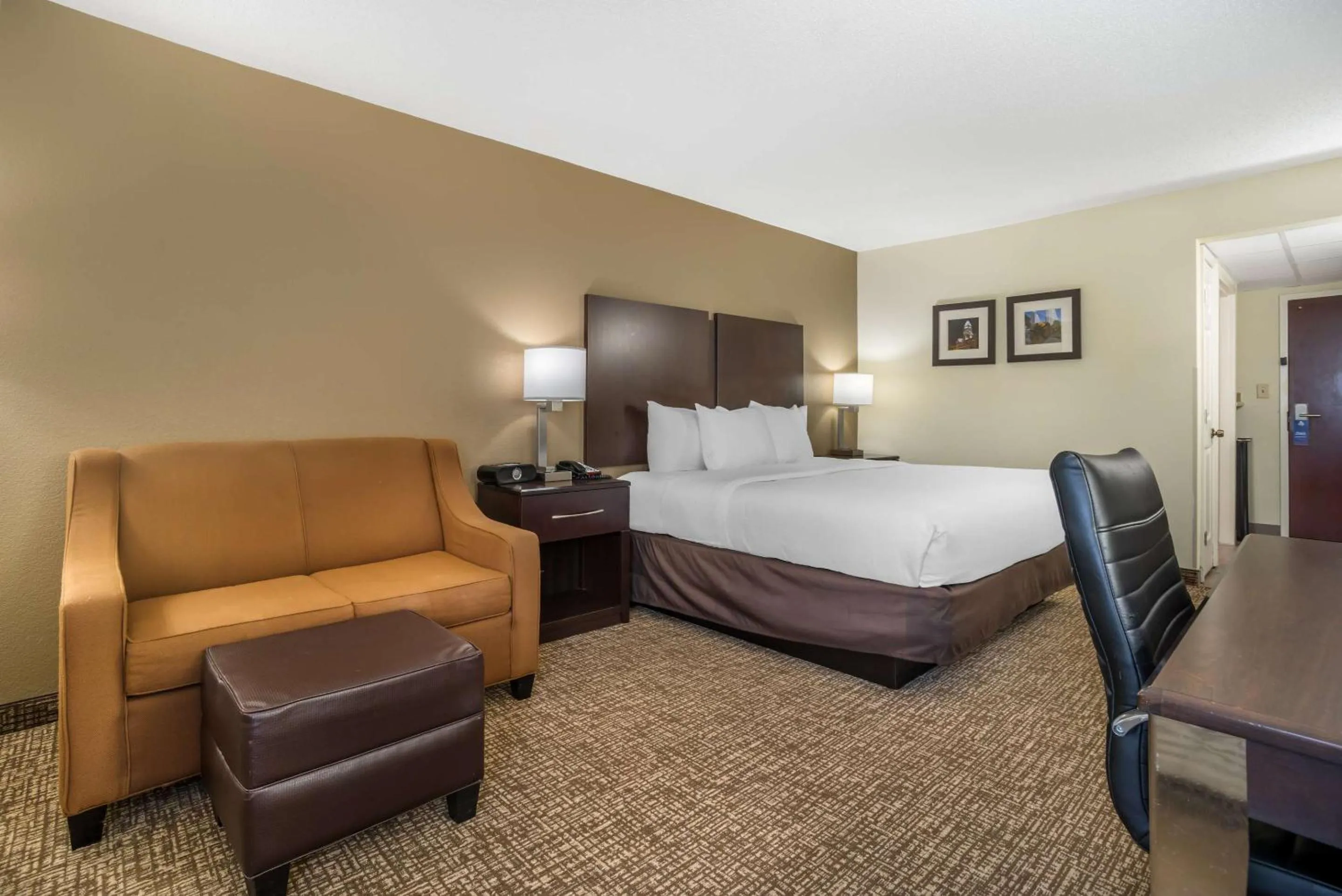Bedroom, Bed in Comfort Inn & Suites Lake Norman