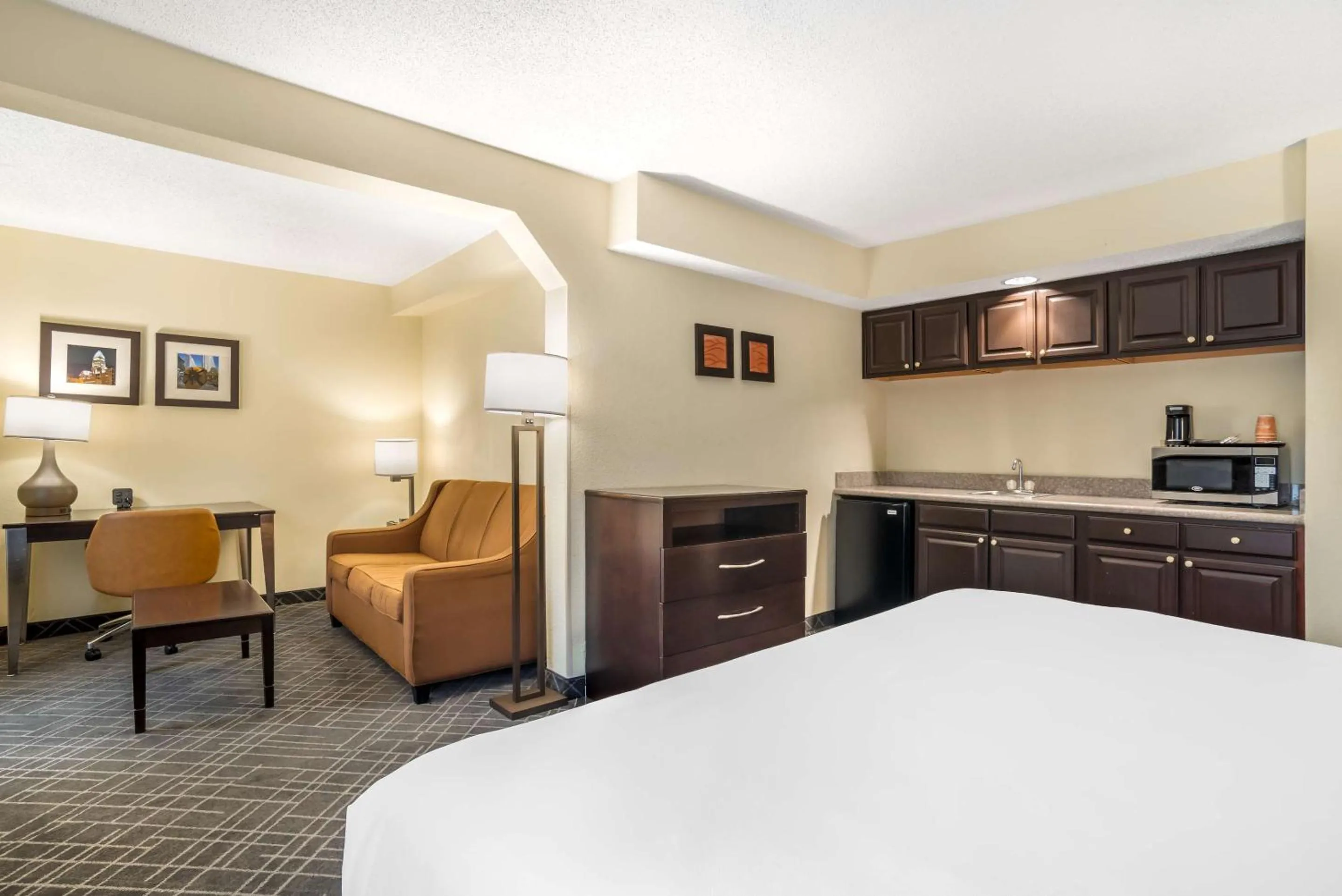 Bedroom, Bed in Comfort Inn & Suites Lake Norman