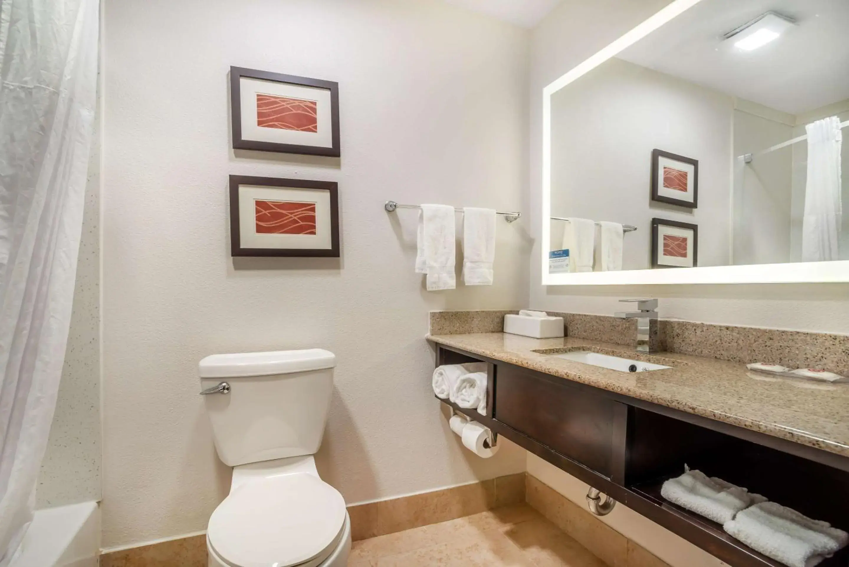 Bedroom in Comfort Inn & Suites Lake Norman Bedroom in Comfort Inn & Suites Lake Norman