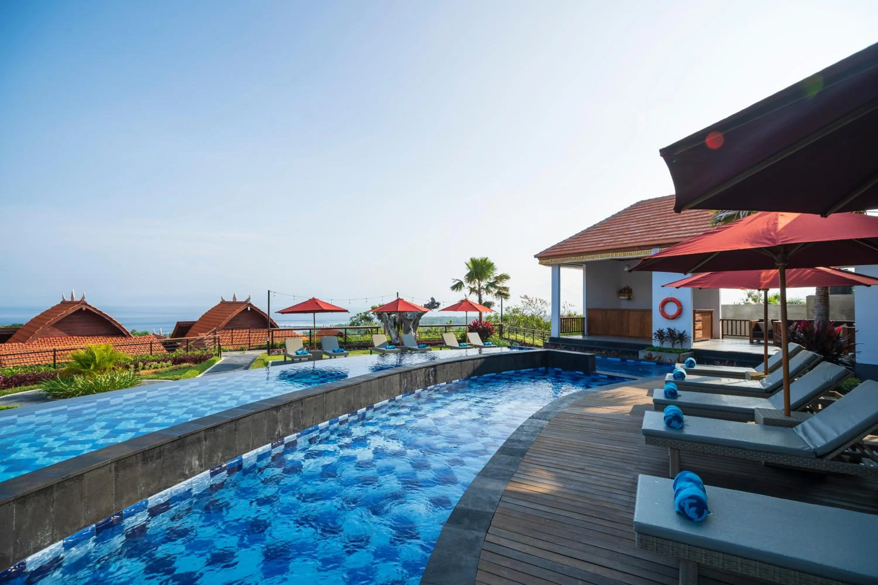 Swimming pool in Star Semabu Resort