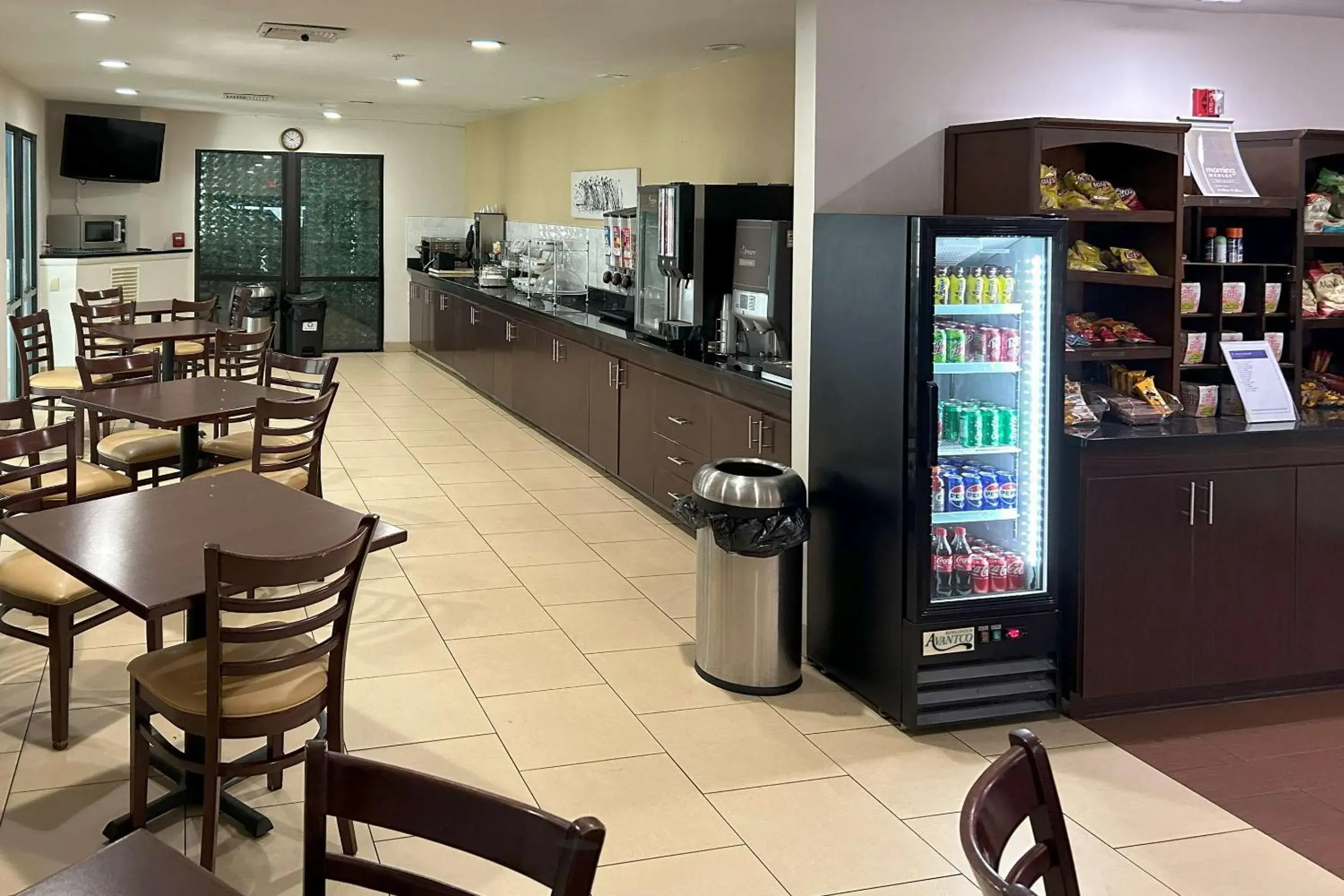 Breakfast in Sleep Inn Wilson near I-95 Breakfast in Sleep Inn Wilson near I-95