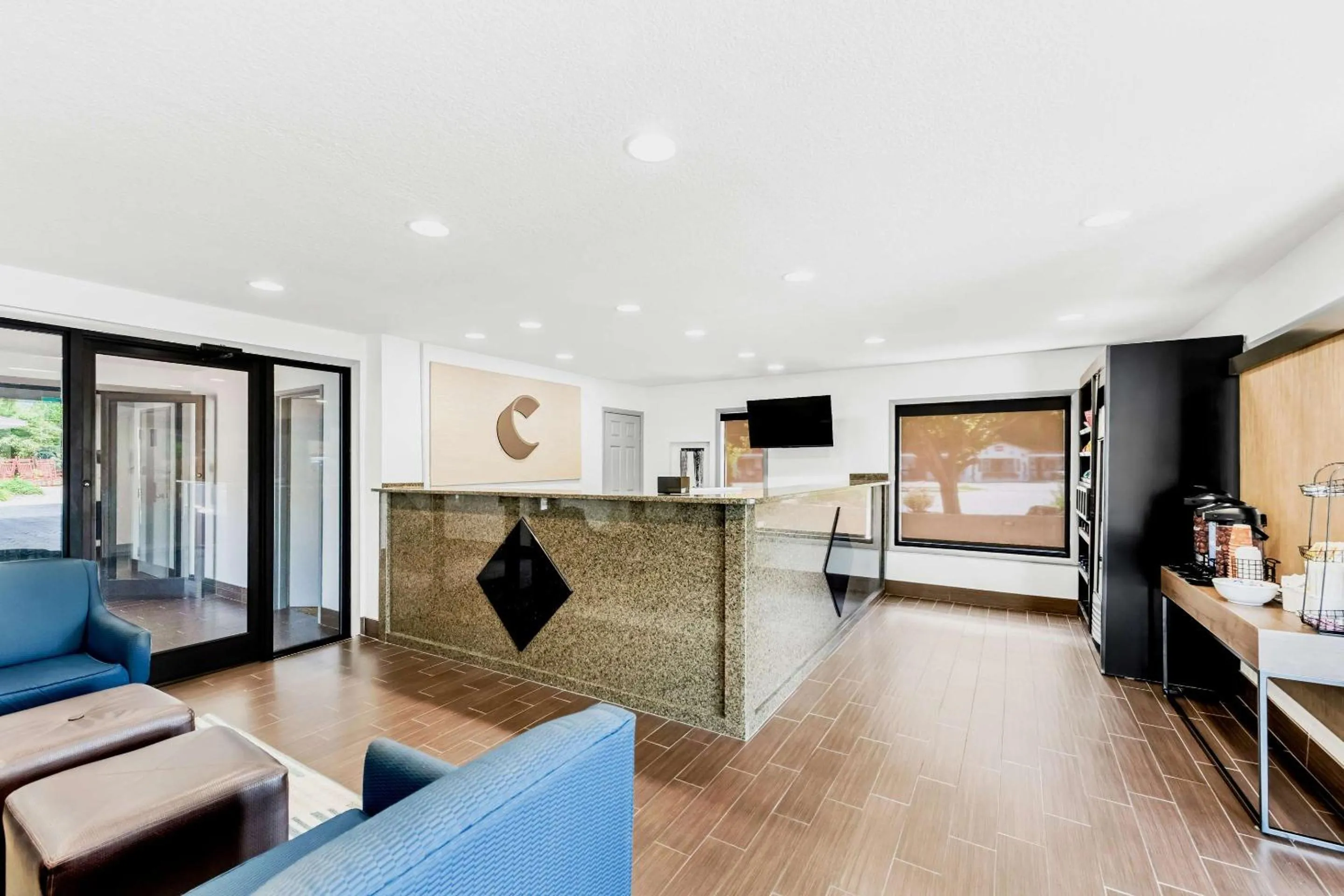 Lobby or reception in Comfort Inn near Great Smoky Mountain National Park