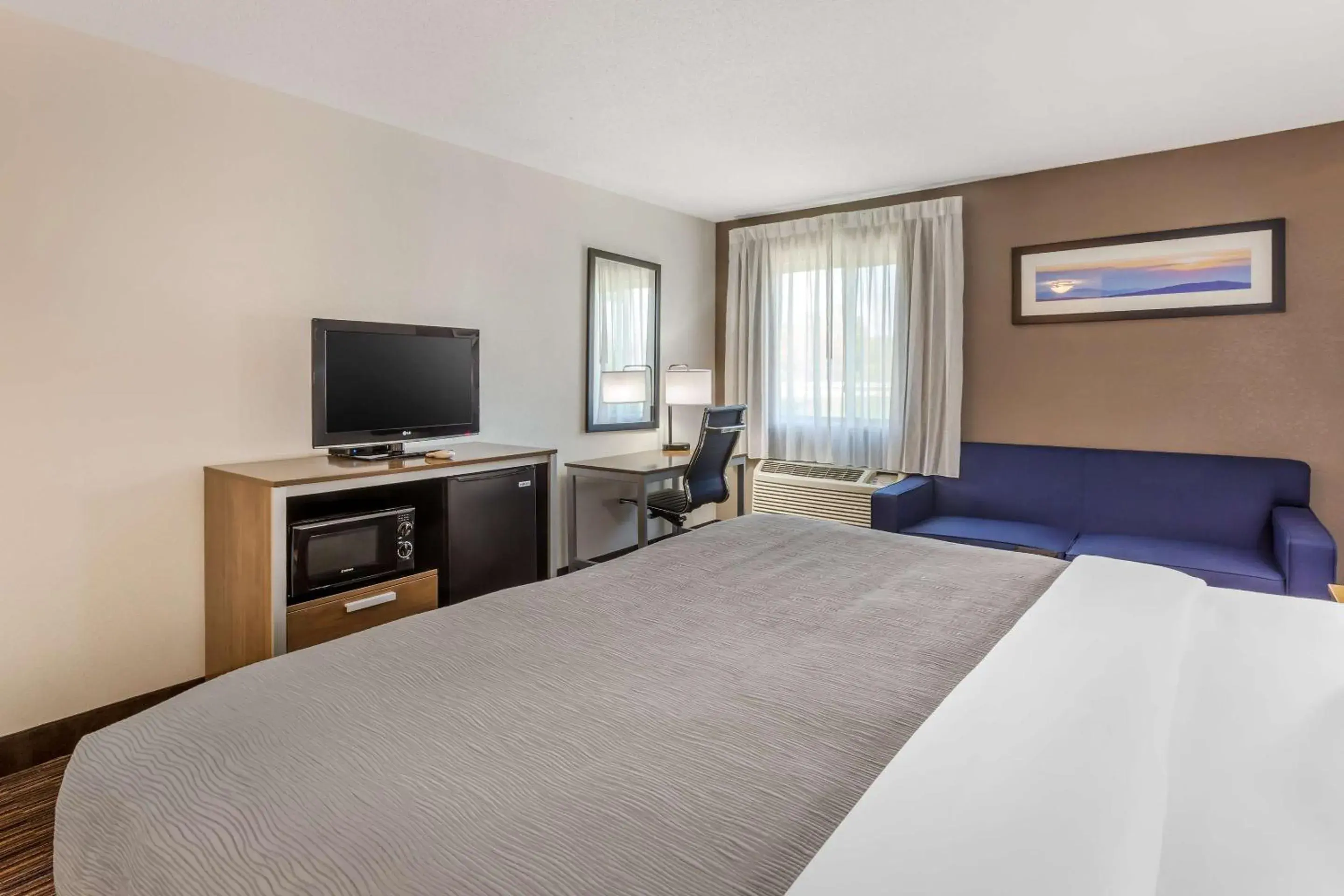 Bedroom, Bed in Quality Inn Asheboro South Bedroom, Bed in Quality Inn Asheboro South