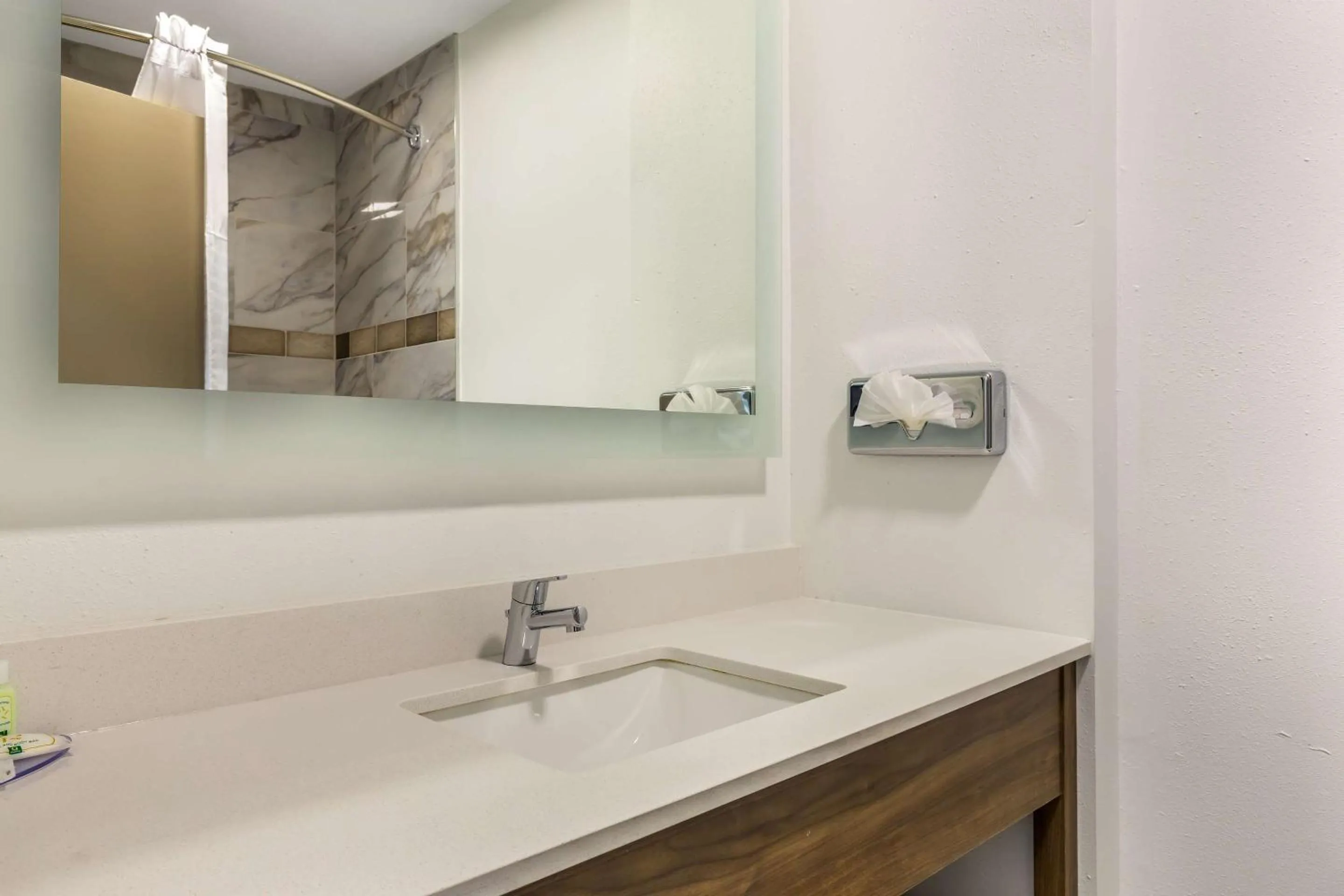 Bedroom in Quality Inn Asheboro South