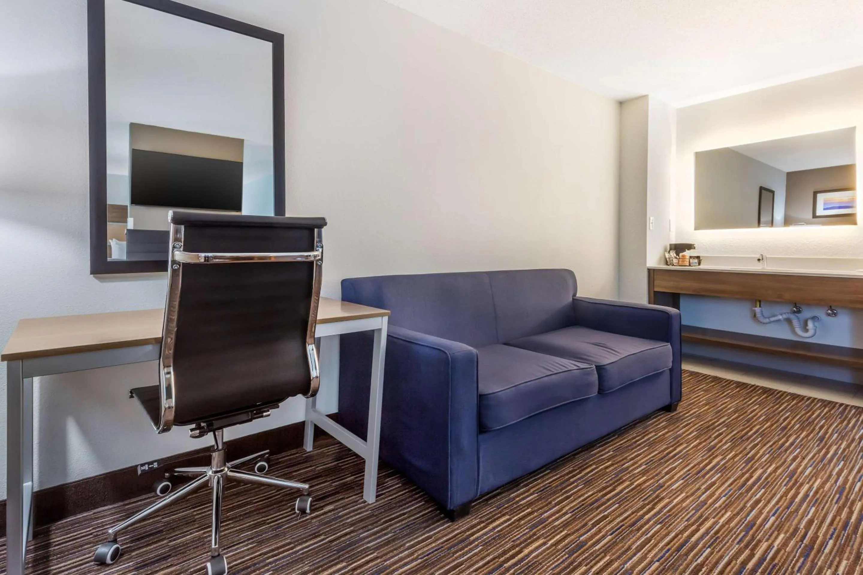 Bedroom in Quality Inn Asheboro South