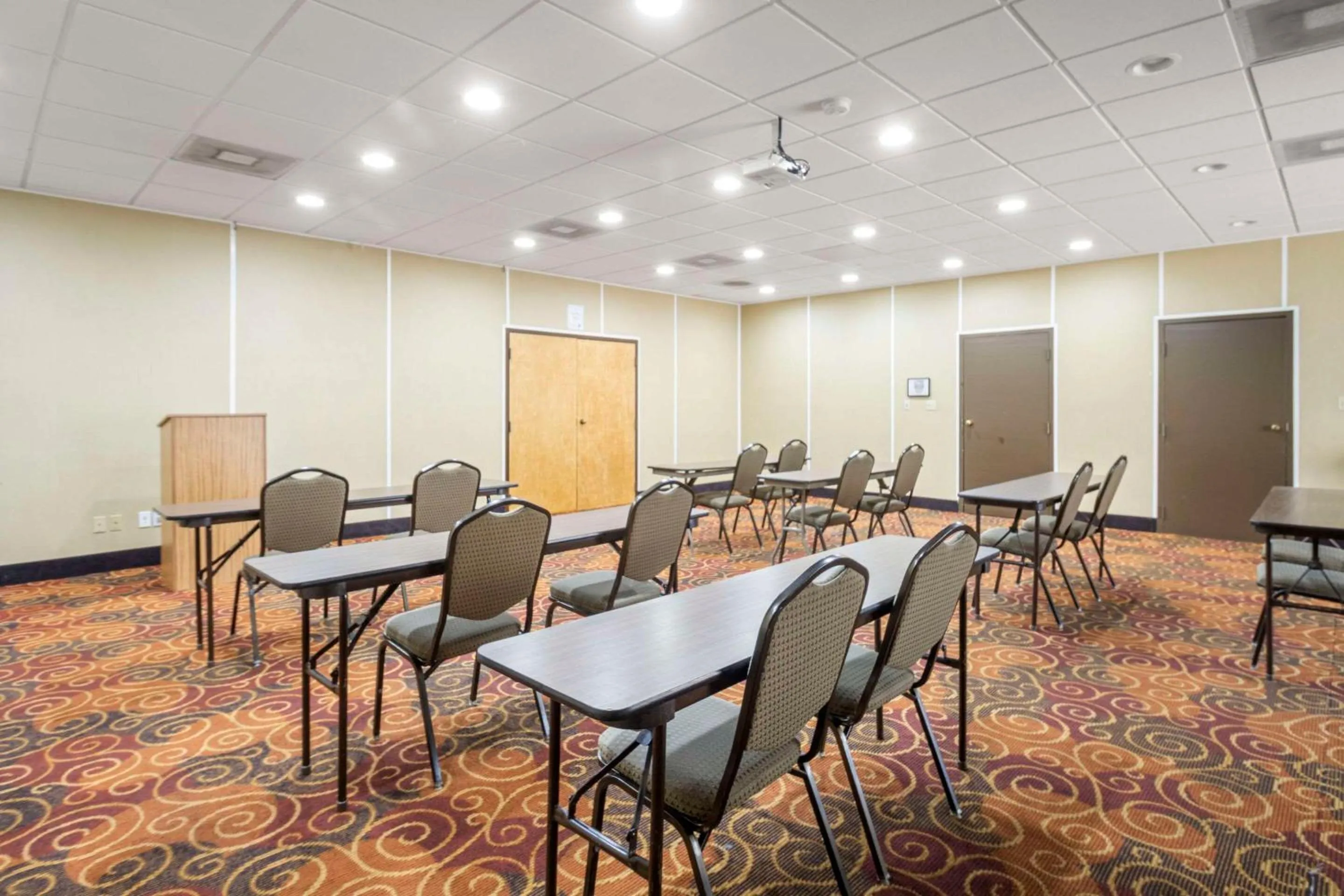 Meeting/conference room in Quality Suites Hickory South