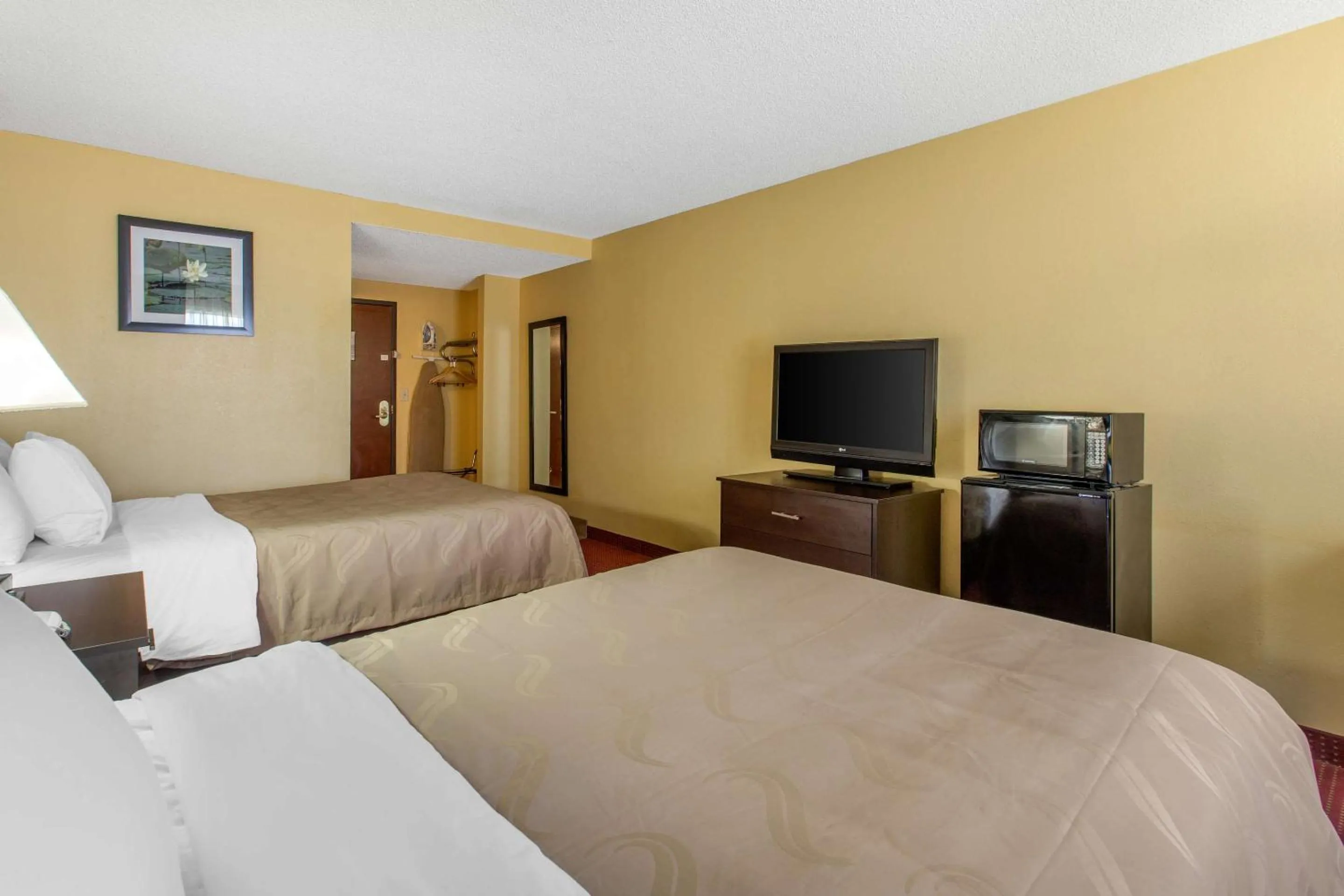 Bedroom, Bed in Quality Inn Williamston