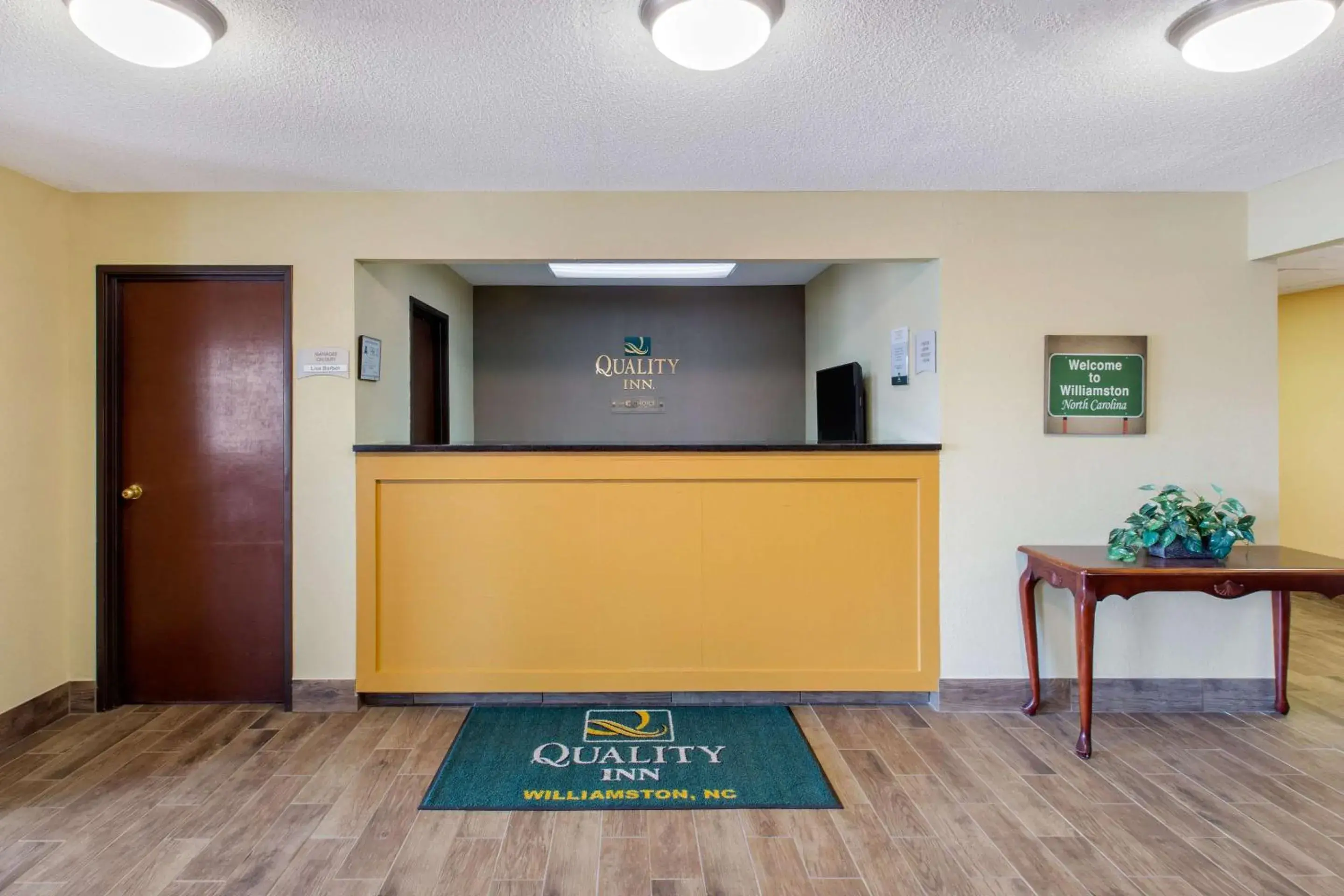 Lobby or reception in Quality Inn Williamston Lobby or reception in Quality Inn Williamston