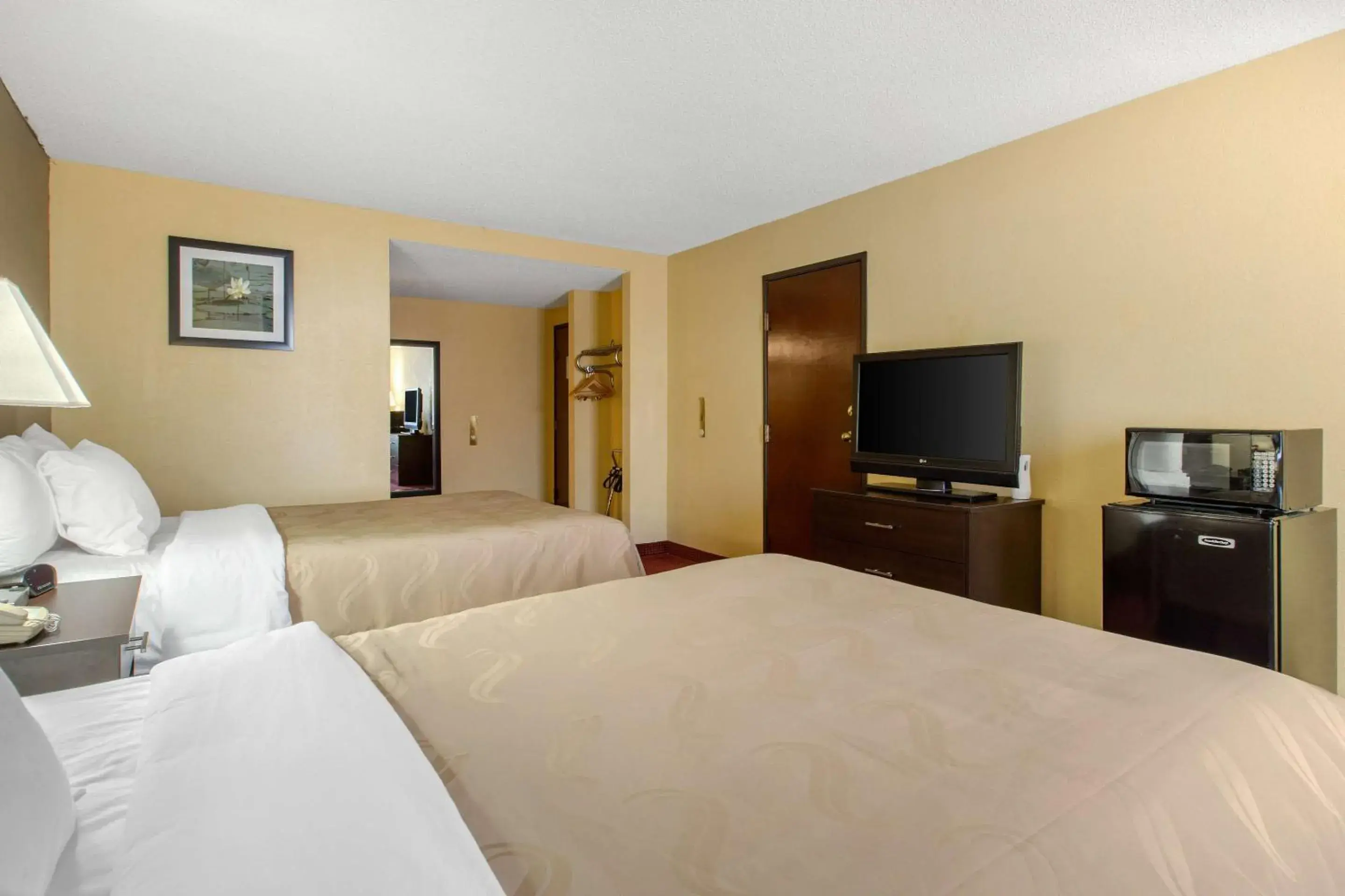 Bedroom, Bed in Quality Inn Williamston Bedroom, Bed in Quality Inn Williamston