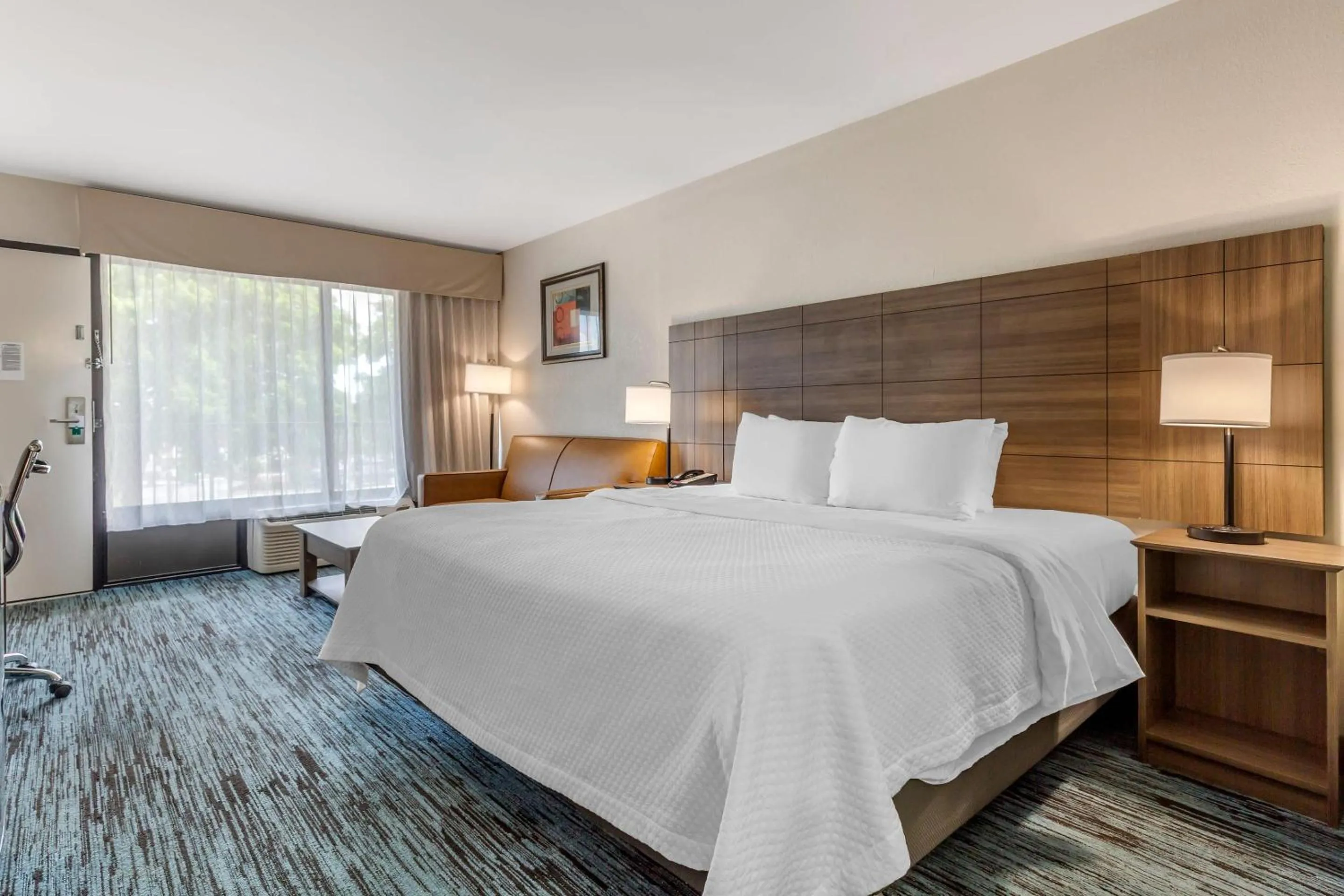 Bedroom, Bed in Quality Inn Mount Airy Mayberry