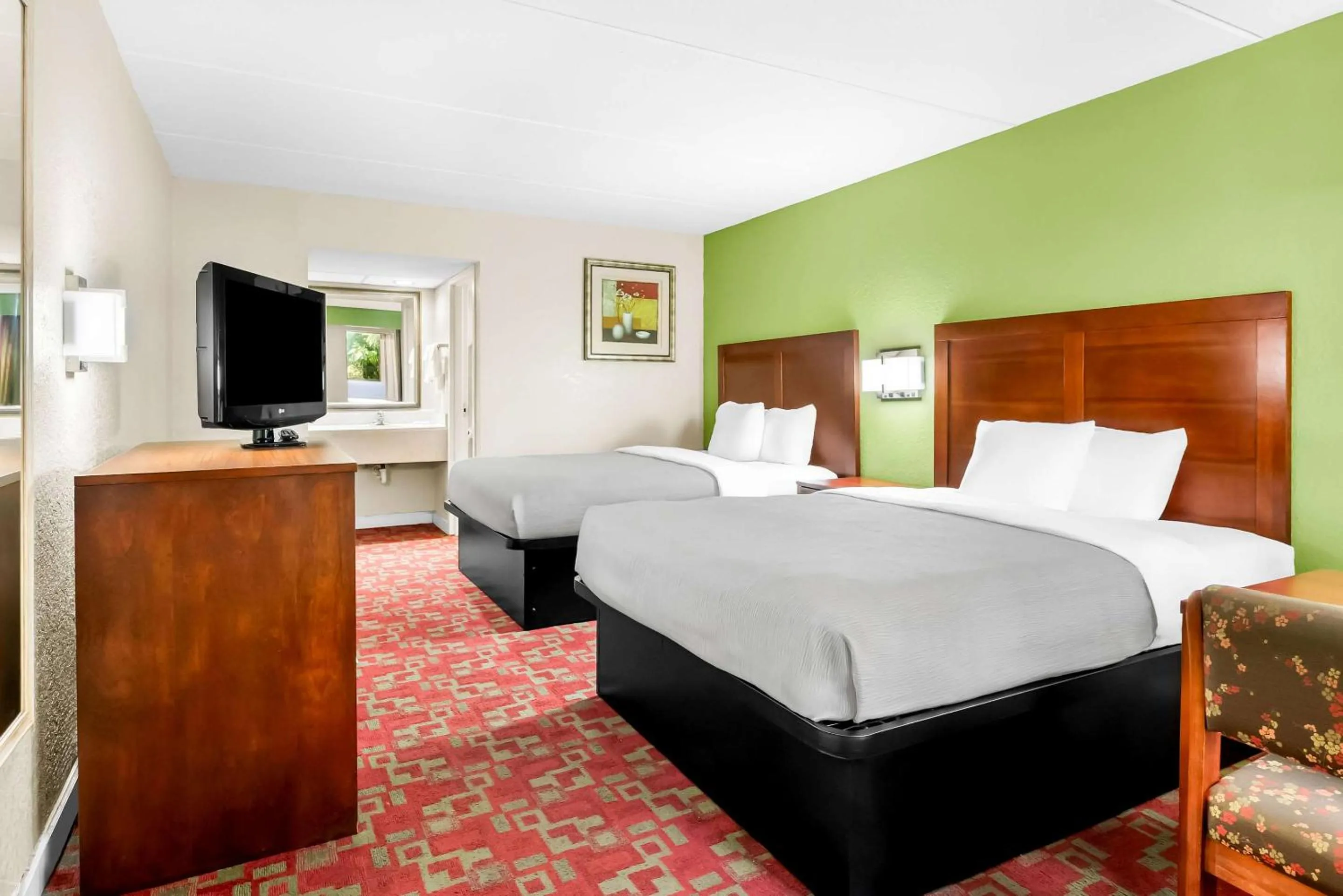 Bedroom, Bed in Quality Inn Selma - Smithfield