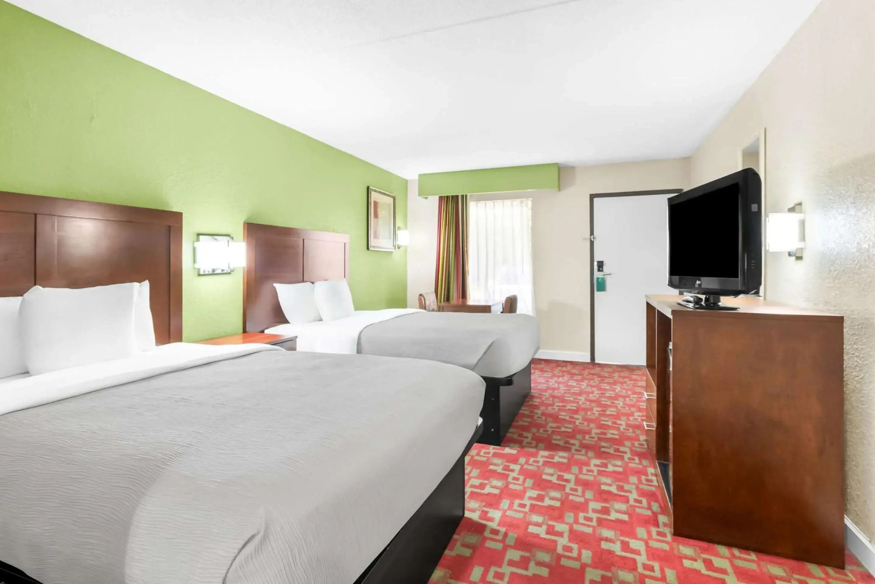 Bedroom, Bed in Quality Inn Selma - Smithfield Bedroom, Bed in Quality Inn Selma - Smithfield