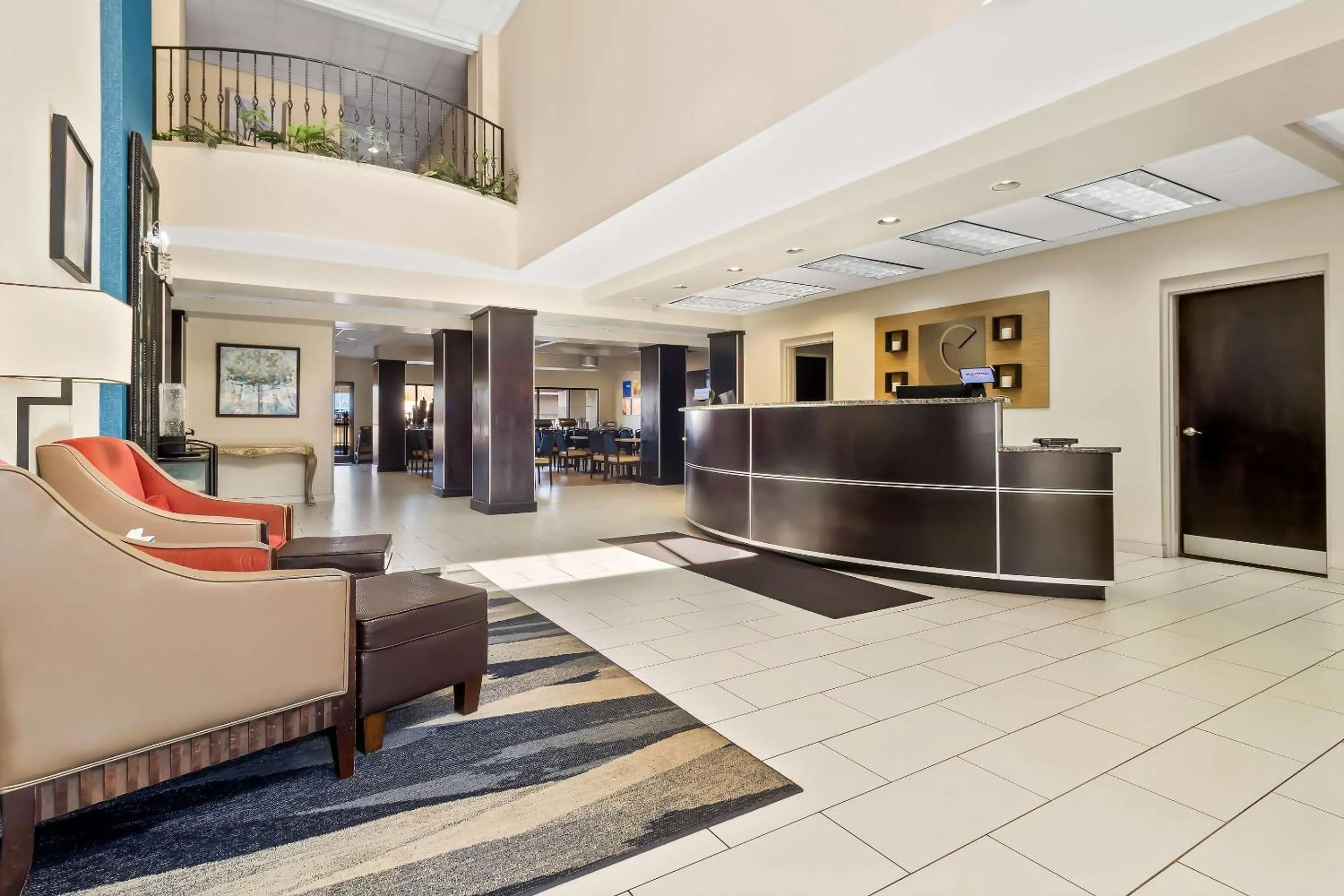 Lobby or reception in Comfort Suites Lumberton North