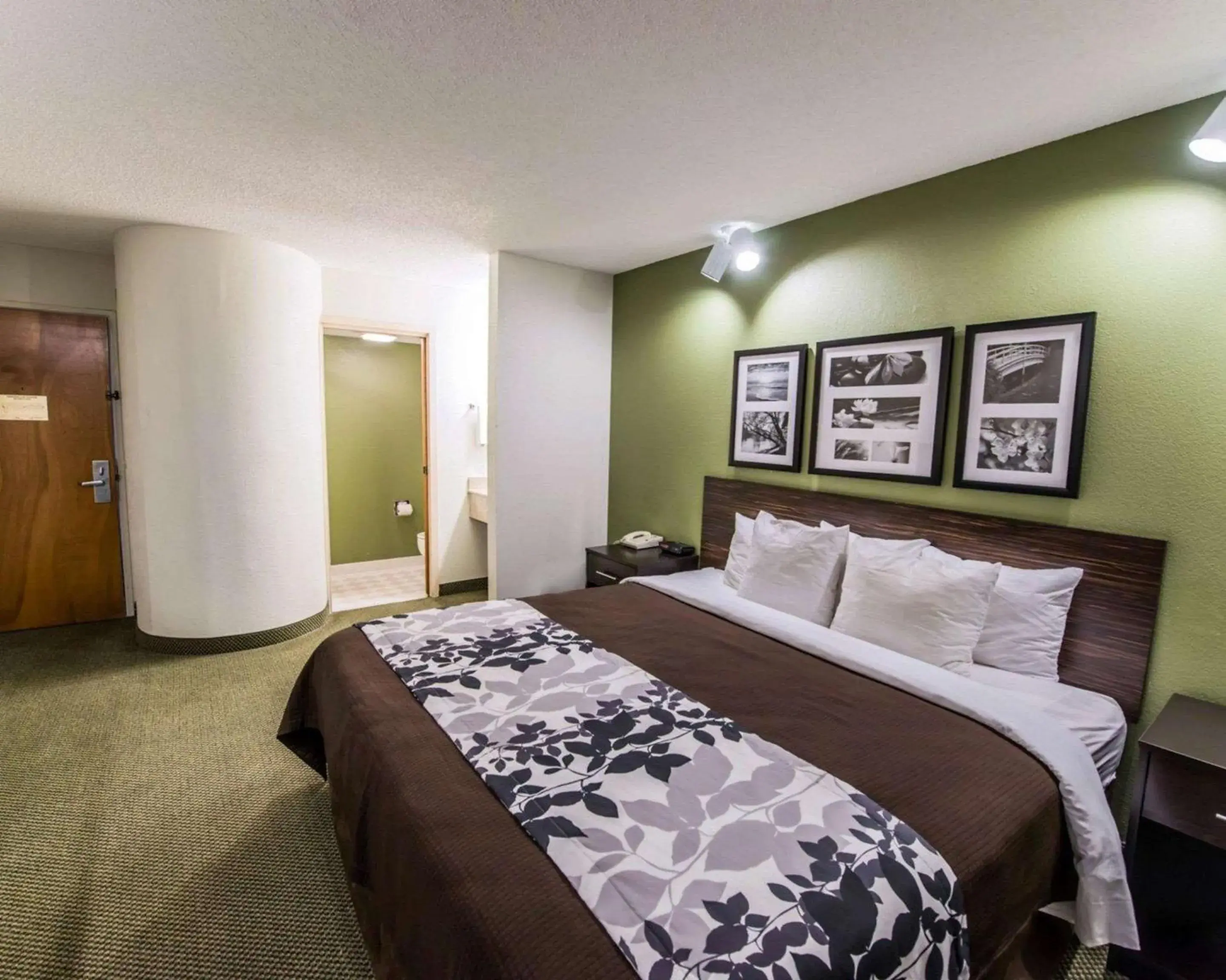 Photo of the whole room, Bed in Sleep Inn Morganton Southeast Photo of the whole room, Bed in Sleep Inn Morganton Southeast