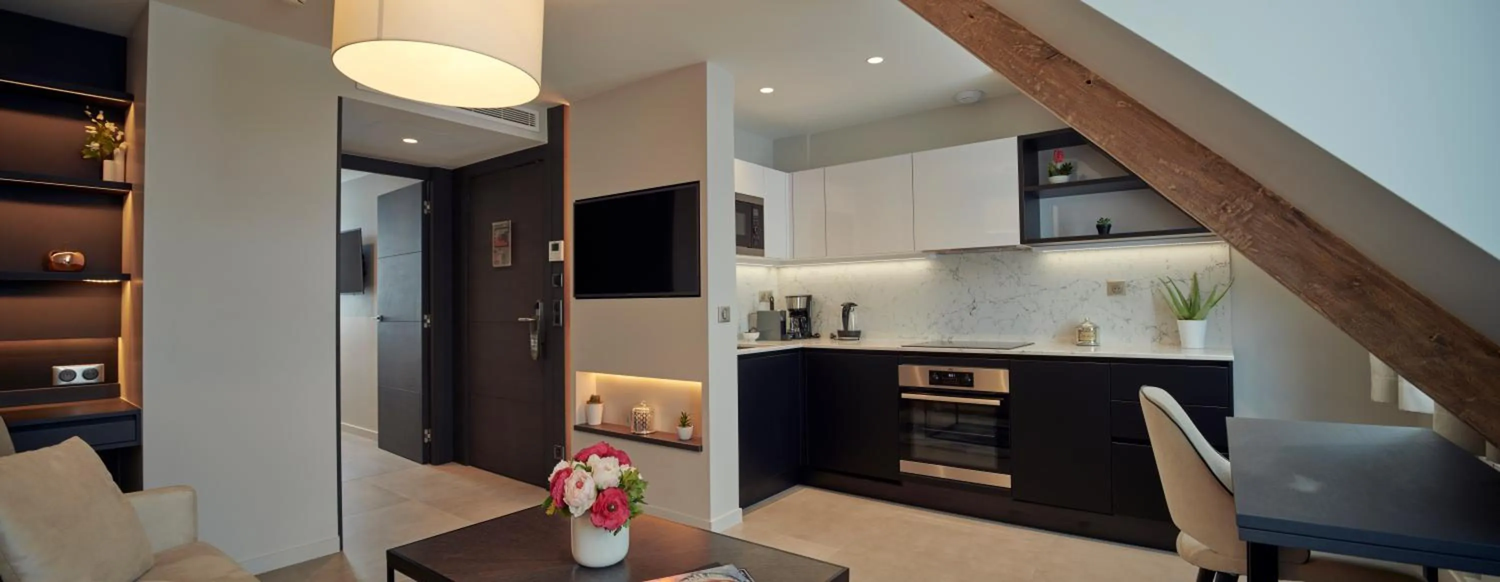 TV and multimedia in Hôtel Roi de Sicile - Rivoli