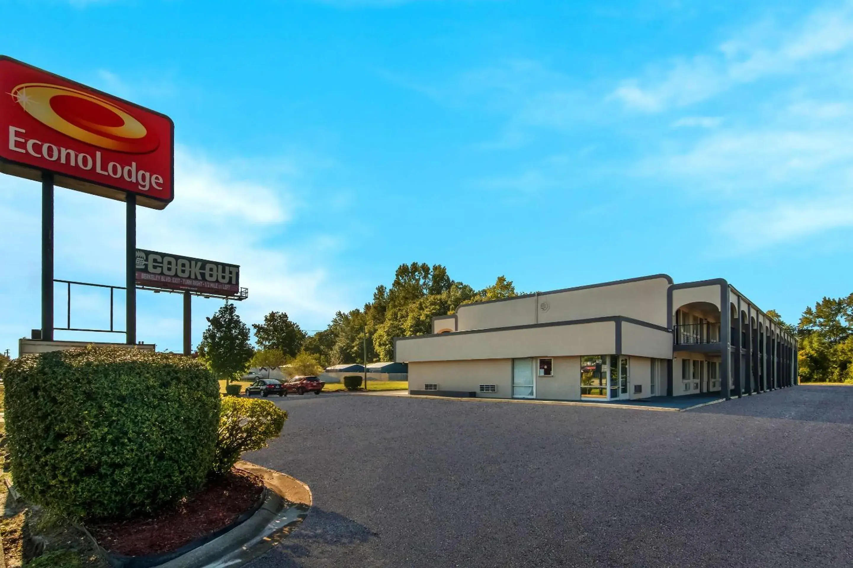 Property building in Econo Lodge Goldsboro Hwy 70 Property building in Econo Lodge Goldsboro Hwy 70