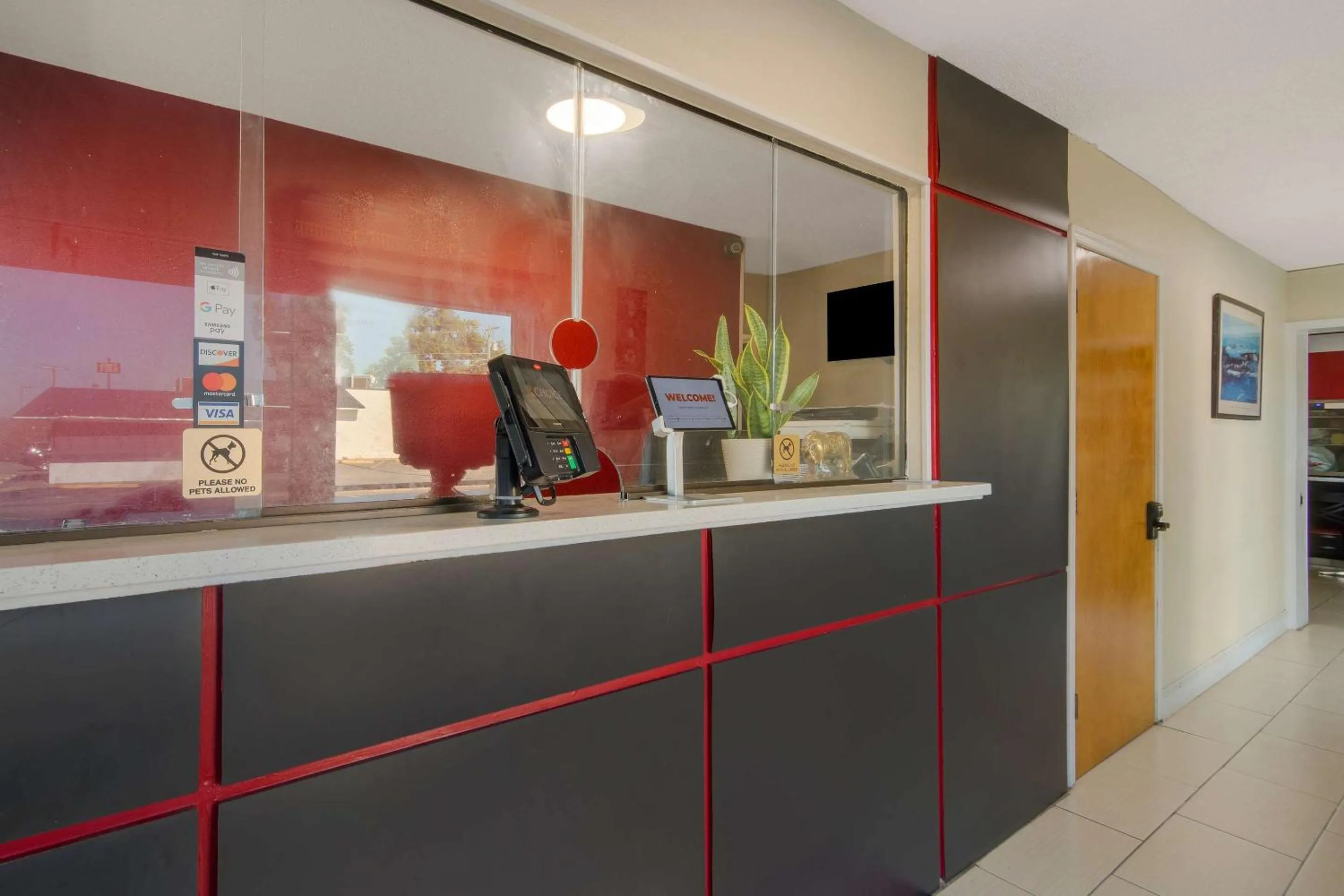 Lobby or reception in Econo Lodge Goldsboro Hwy 70